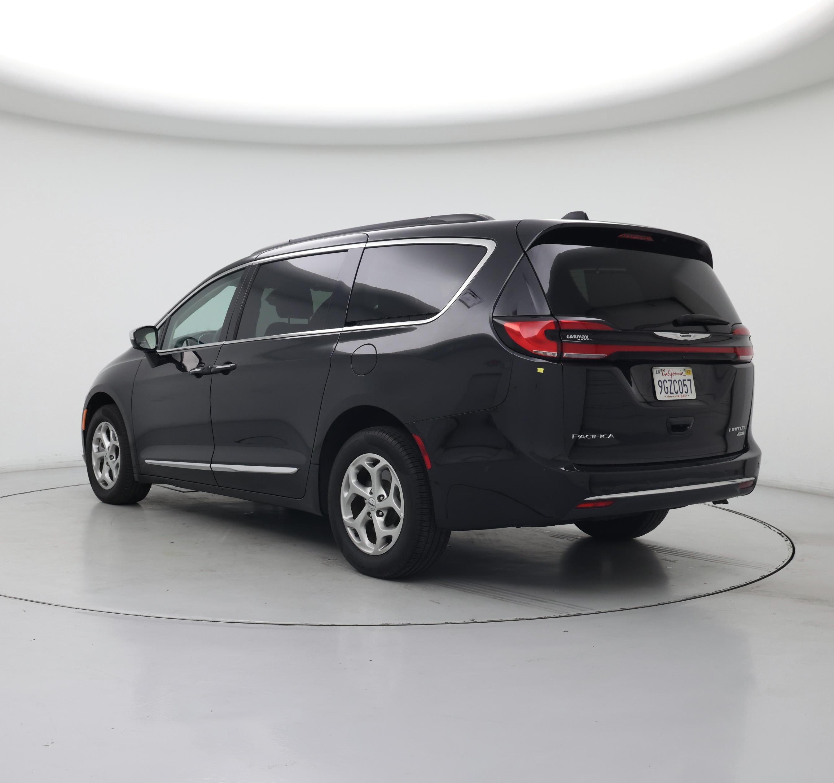 Thumbnail: 2023 Chrysler Pacifica - 2