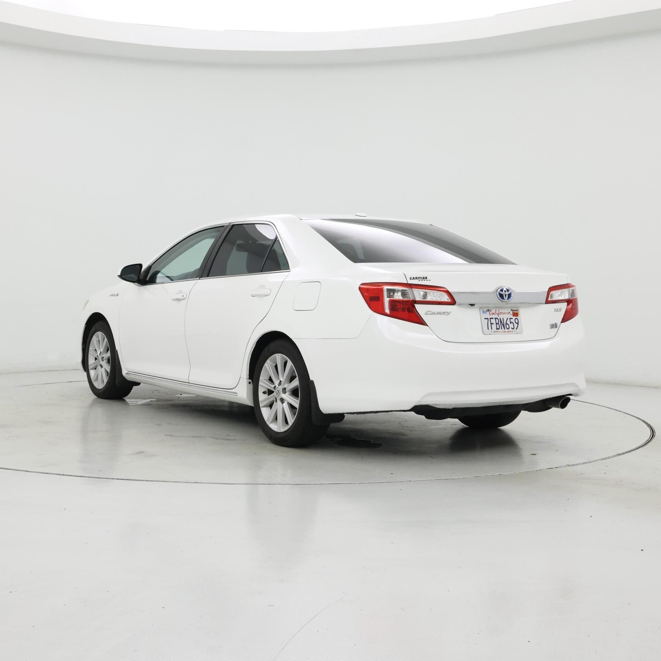 Thumbnail: 2014 Toyota Camry - 2