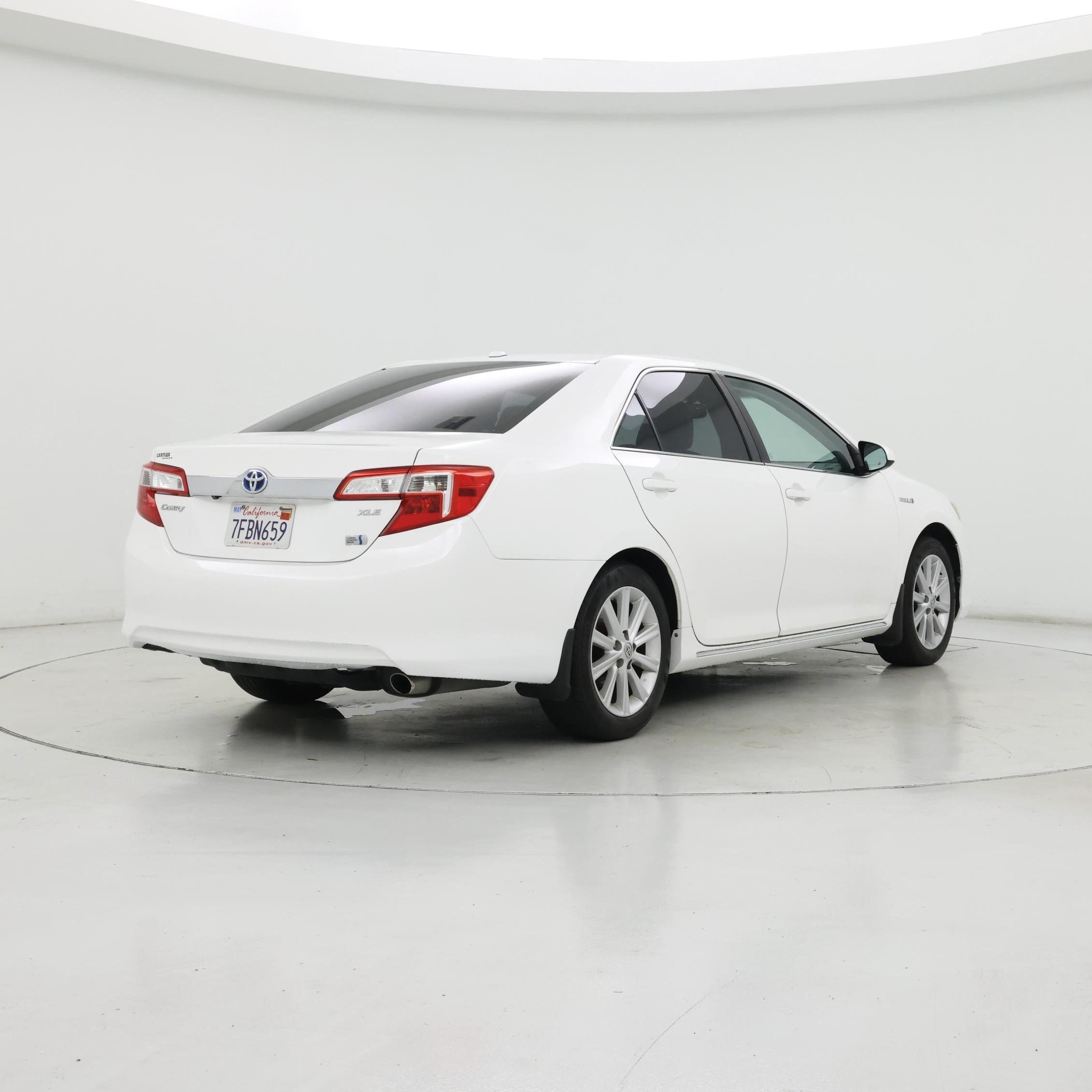 Thumbnail: 2014 Toyota Camry - 8