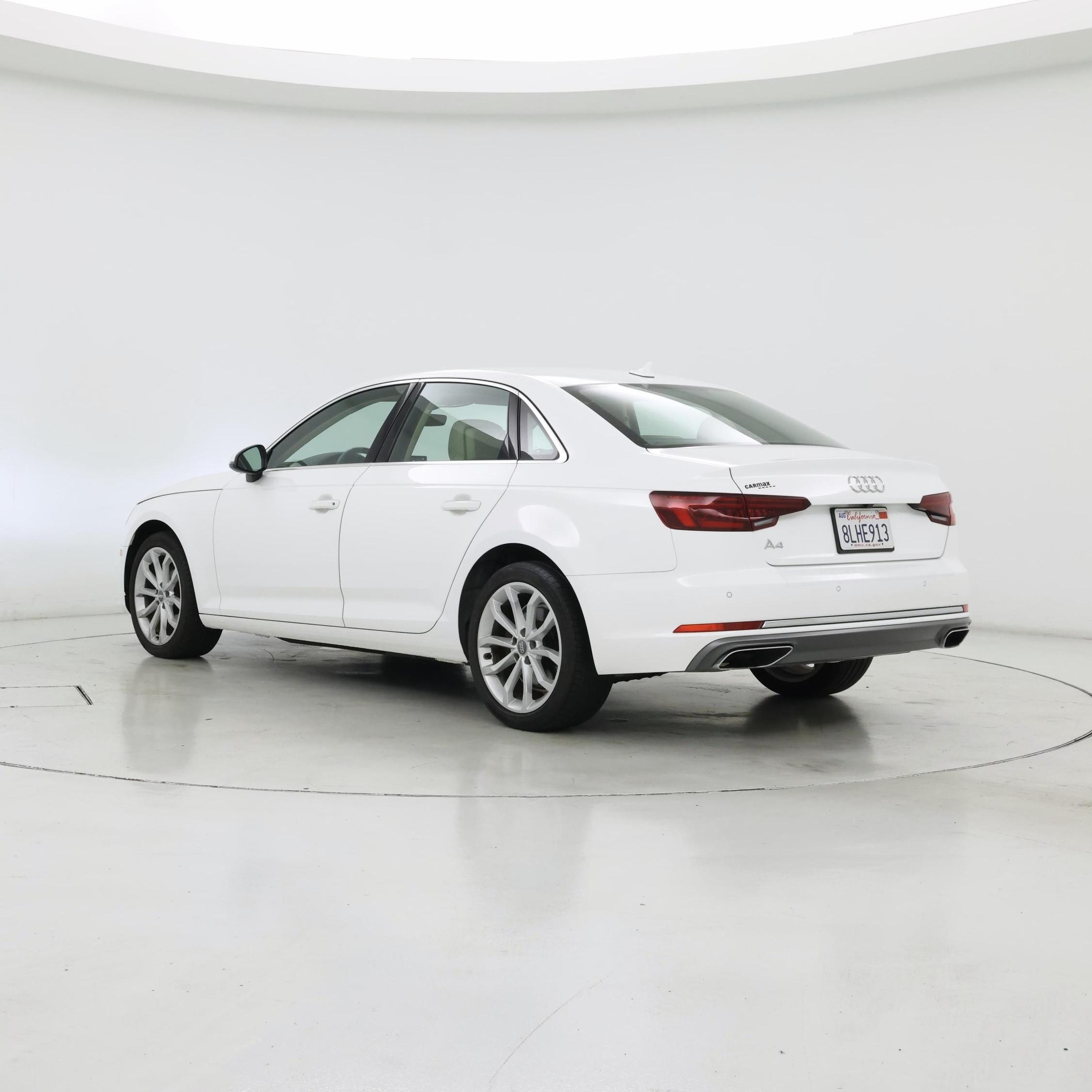 Thumbnail: 2019 Audi A4 - 2
