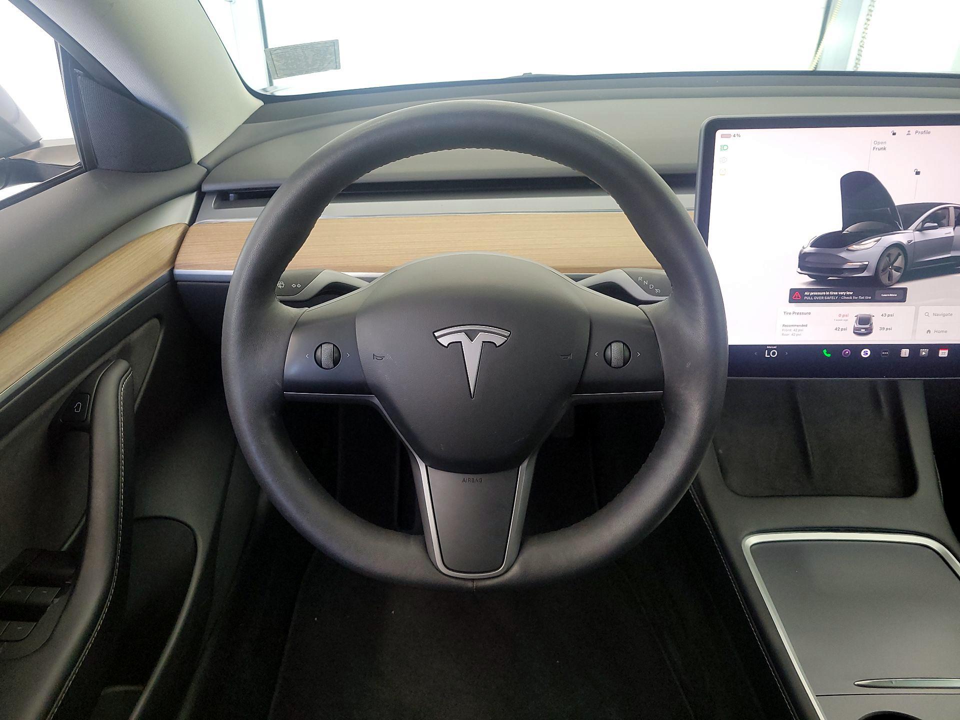 Thumbnail: 2022 Tesla Model 3 - 10