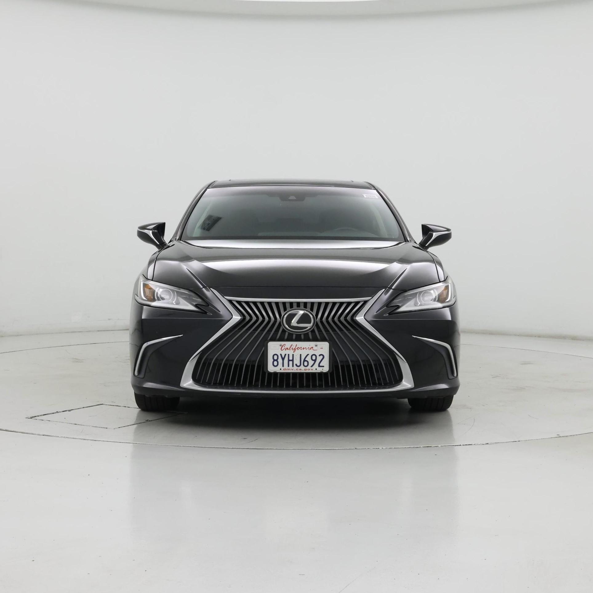 Thumbnail: 2019 Lexus ES - 5