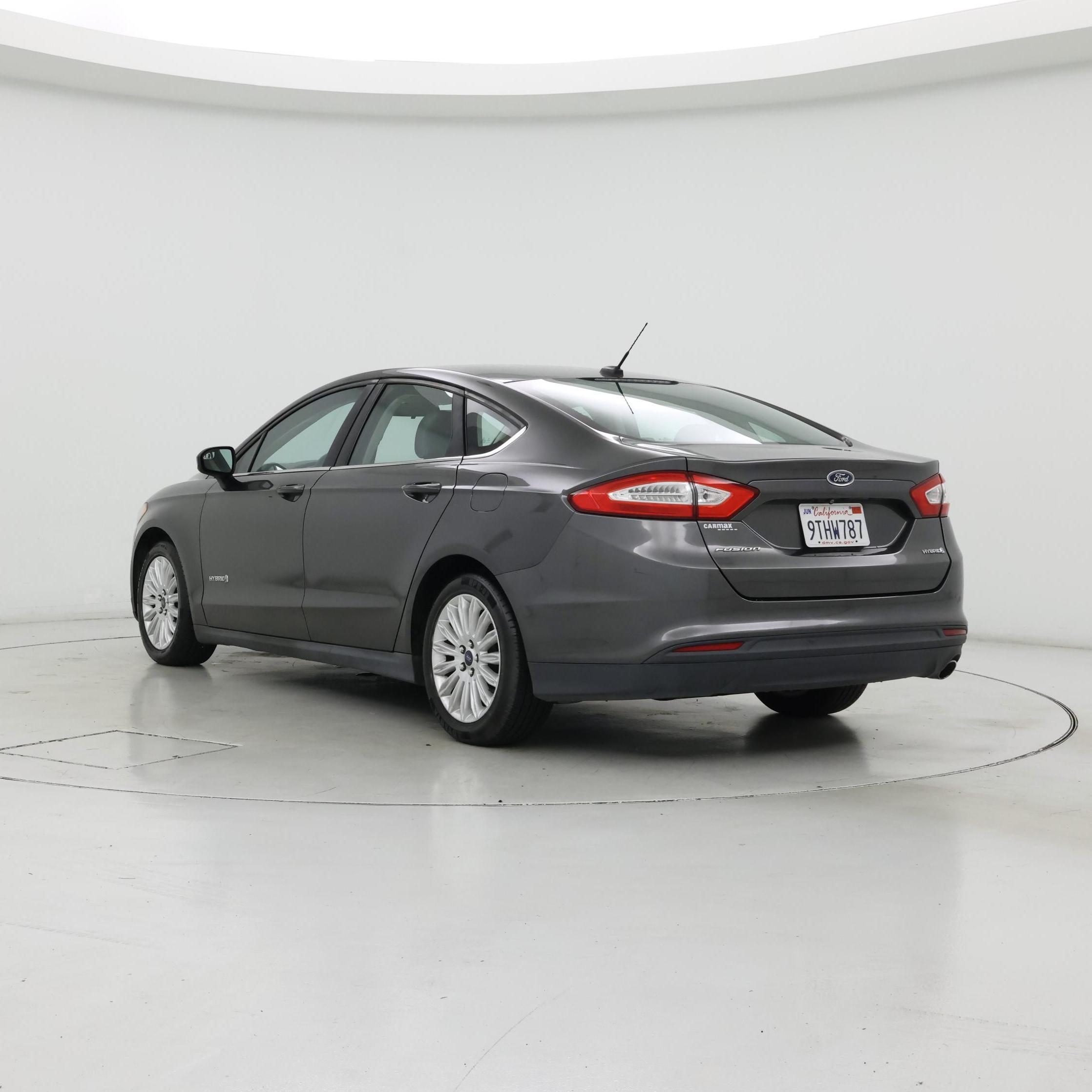 Thumbnail: 2015 Ford Fusion - 2