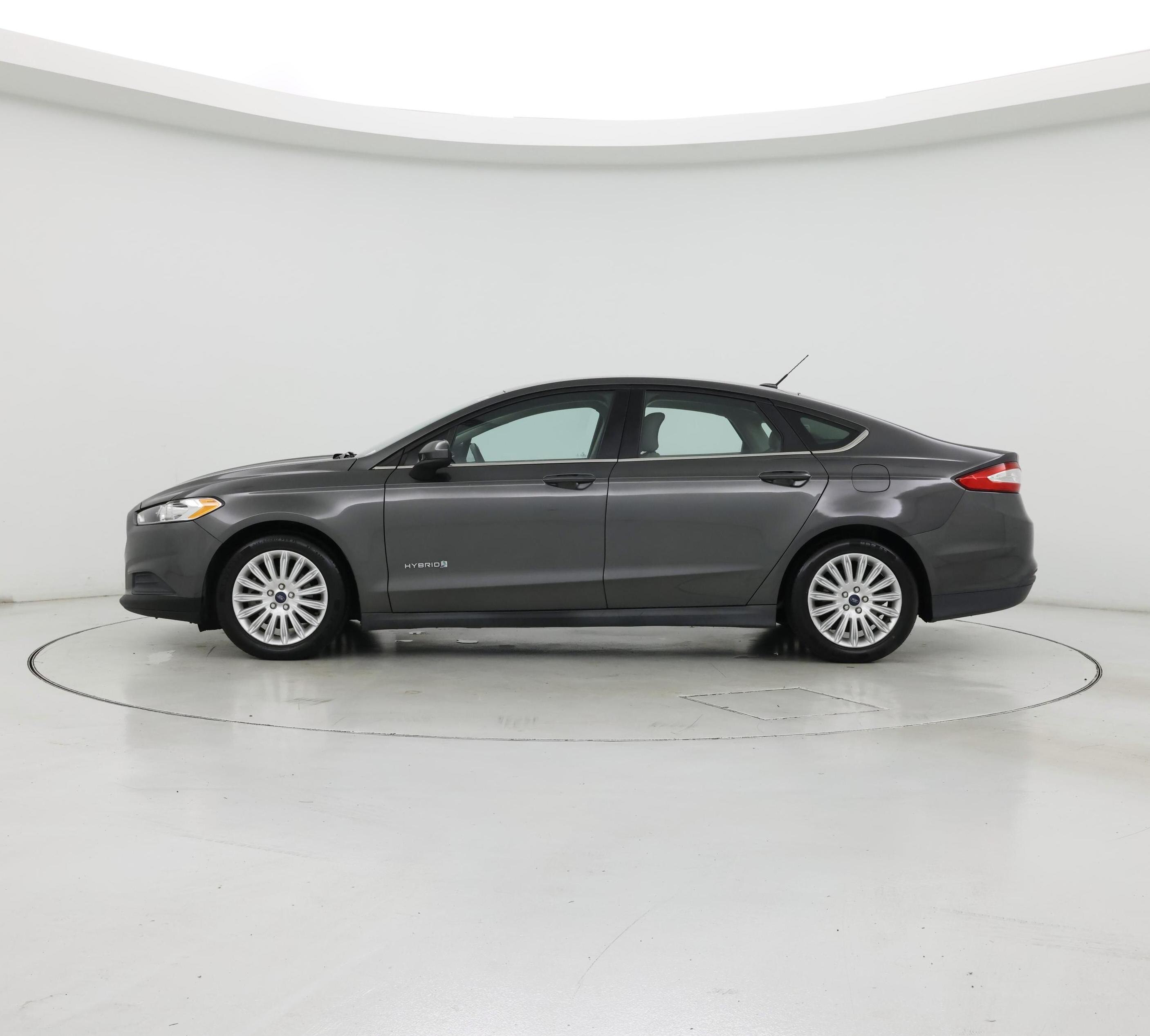 Thumbnail: 2015 Ford Fusion - 3