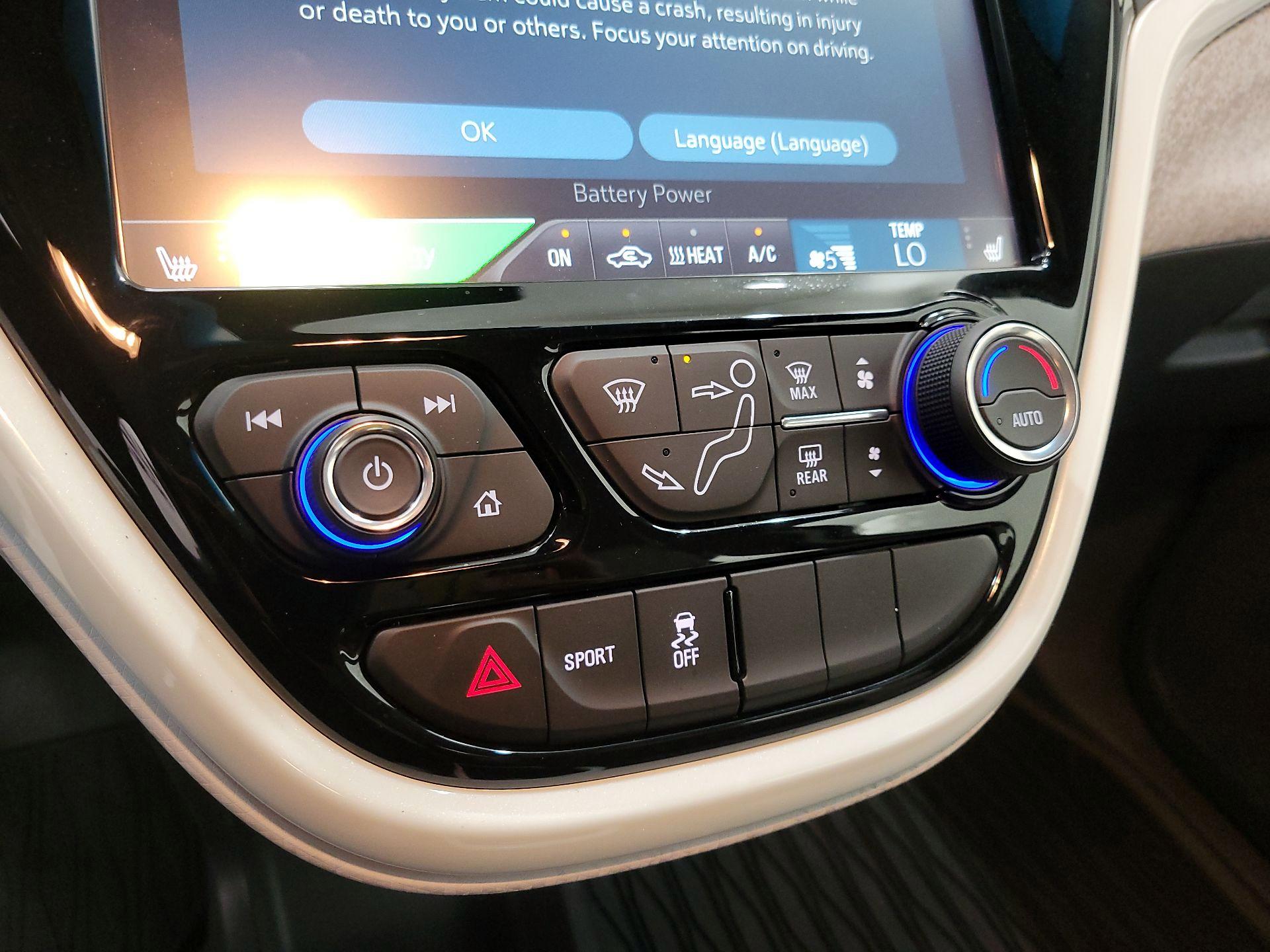 Thumbnail: 2021 Chevrolet Bolt EV - 16