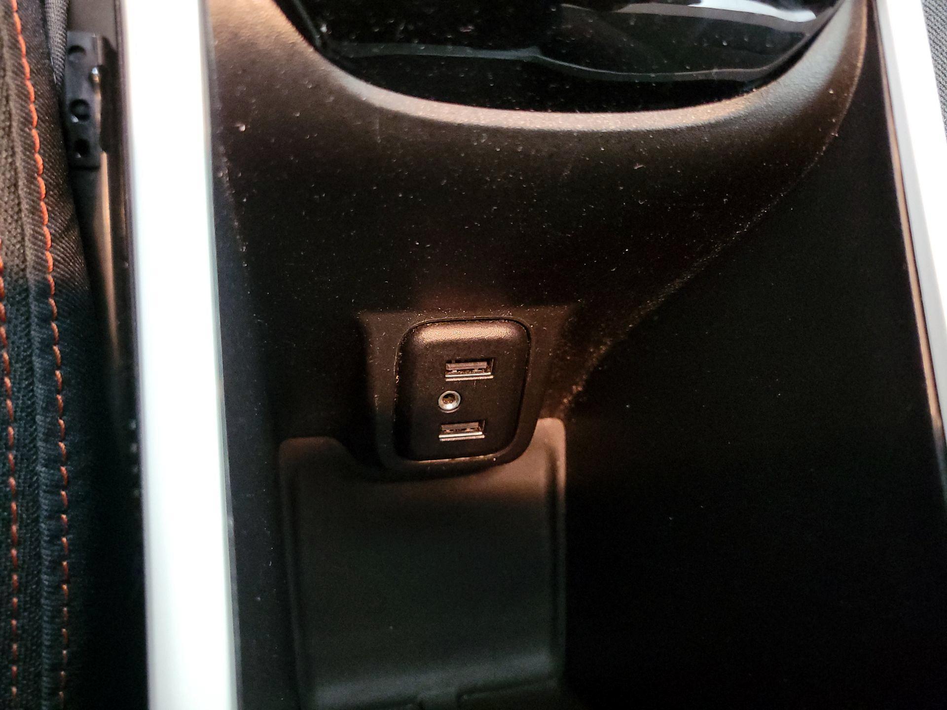 Thumbnail: 2021 Chevrolet Bolt EV - 18