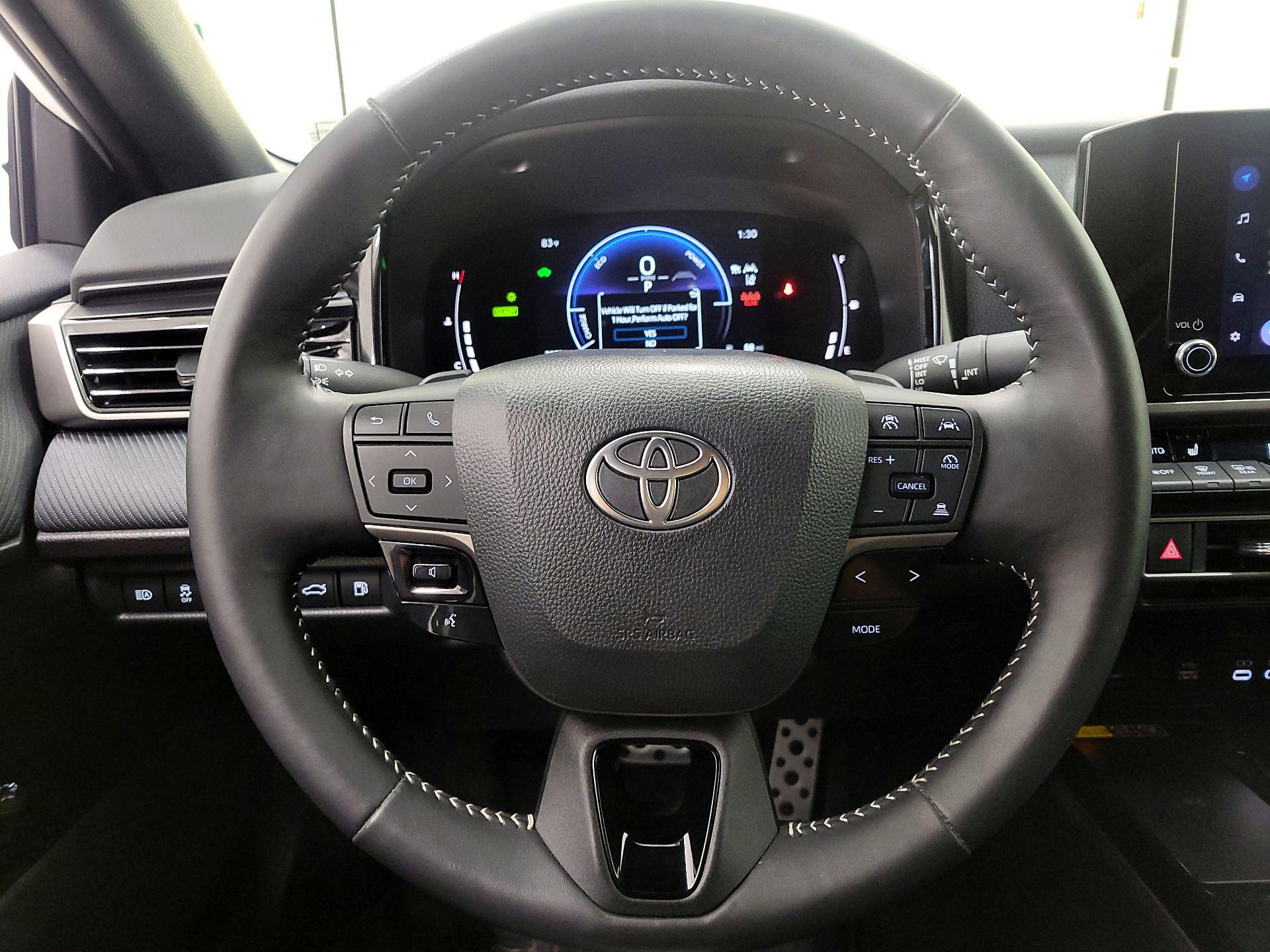 Thumbnail: 2025 Toyota Camry - 10