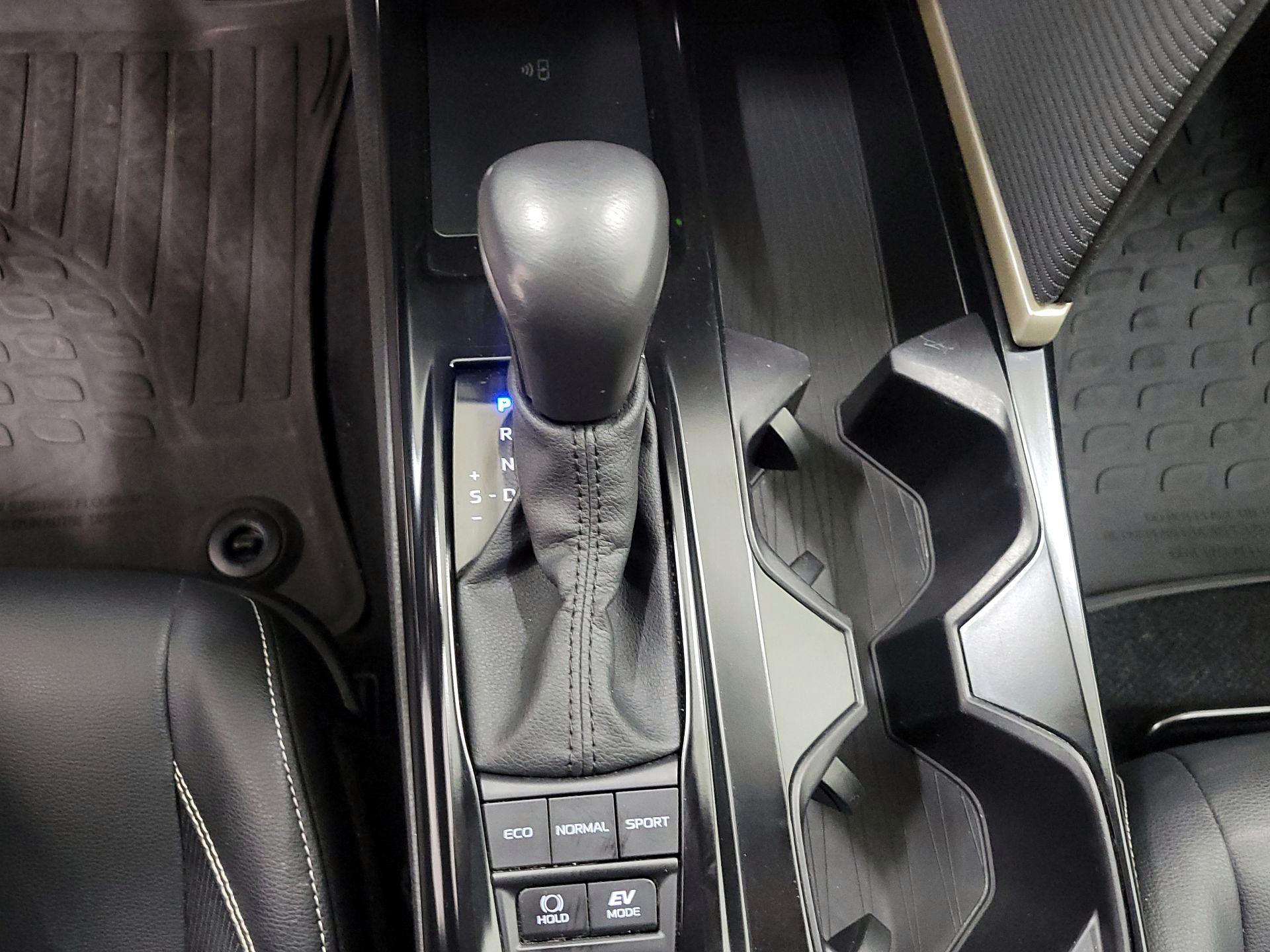 Thumbnail: 2025 Toyota Camry - 17