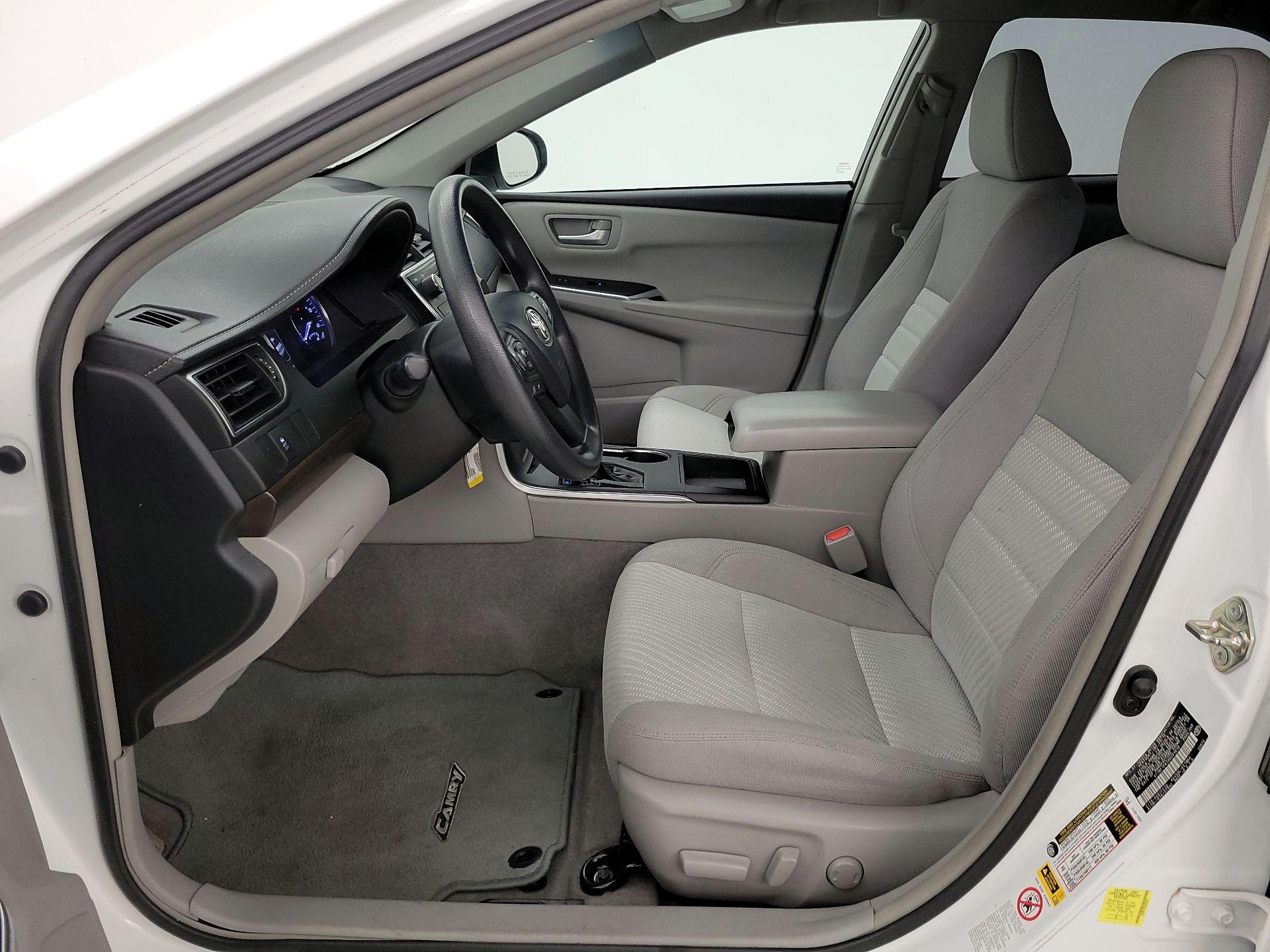 Thumbnail: 2017 Toyota Camry - 11