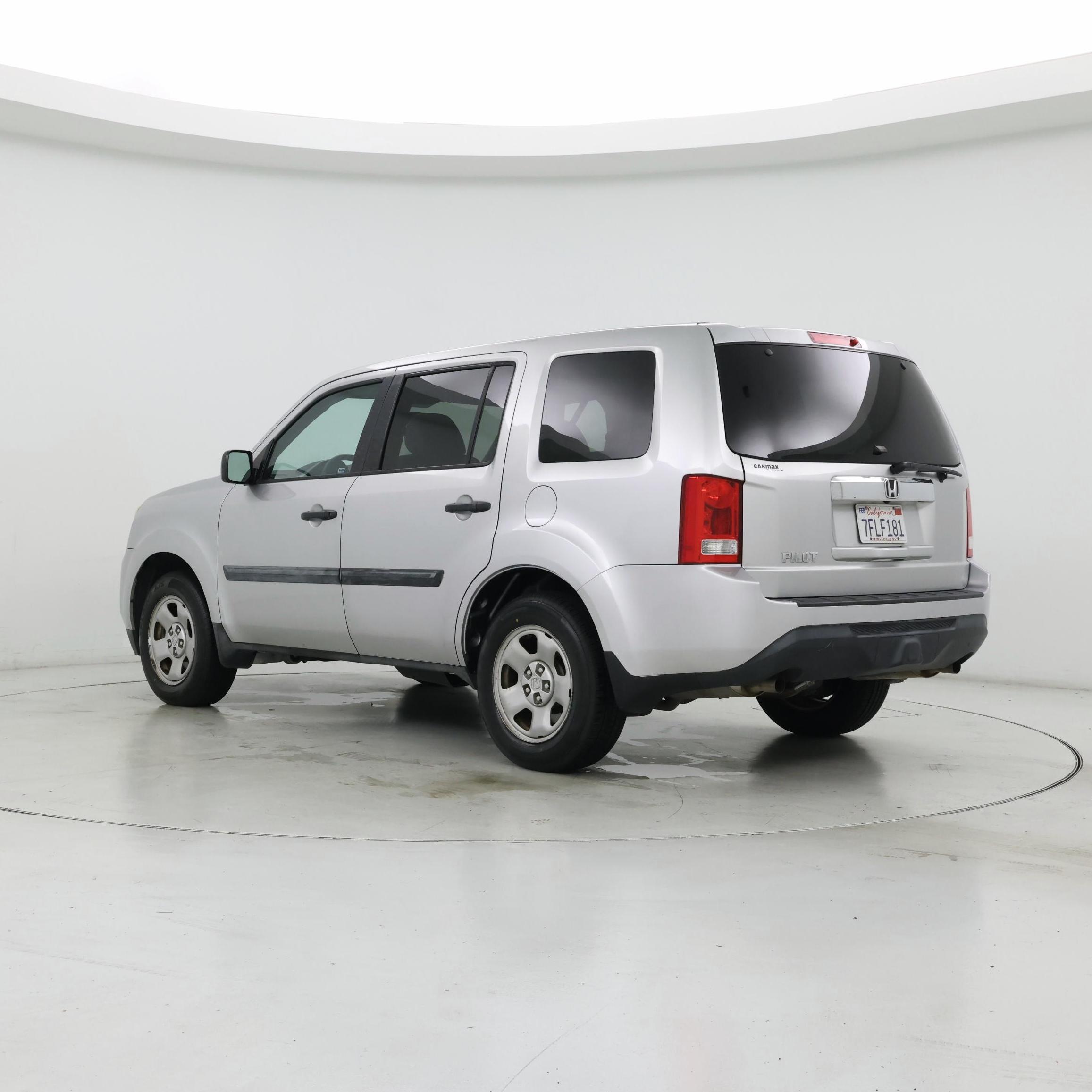 Thumbnail: 2015 Honda Pilot - 2