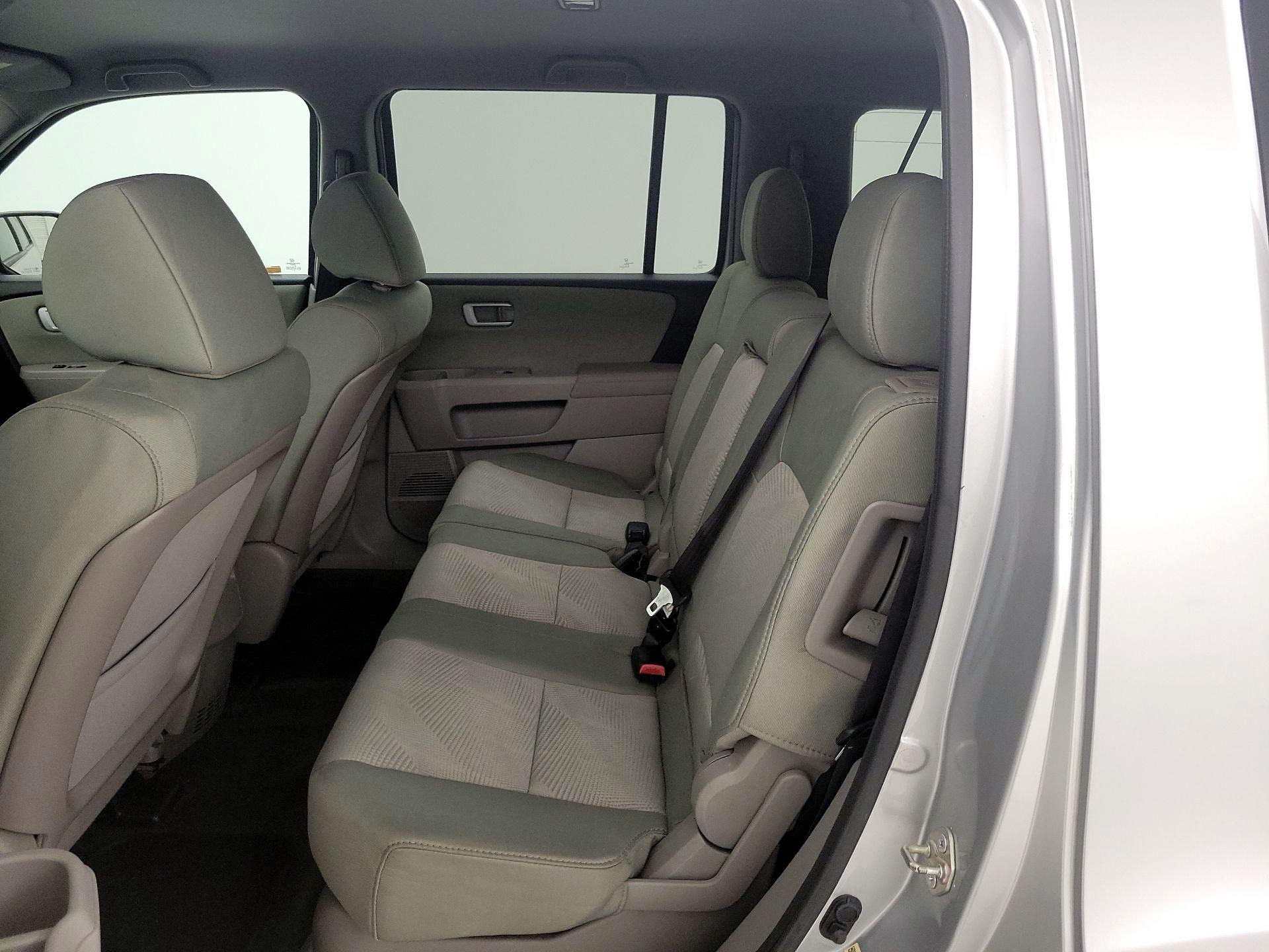 Thumbnail: 2015 Honda Pilot - 19