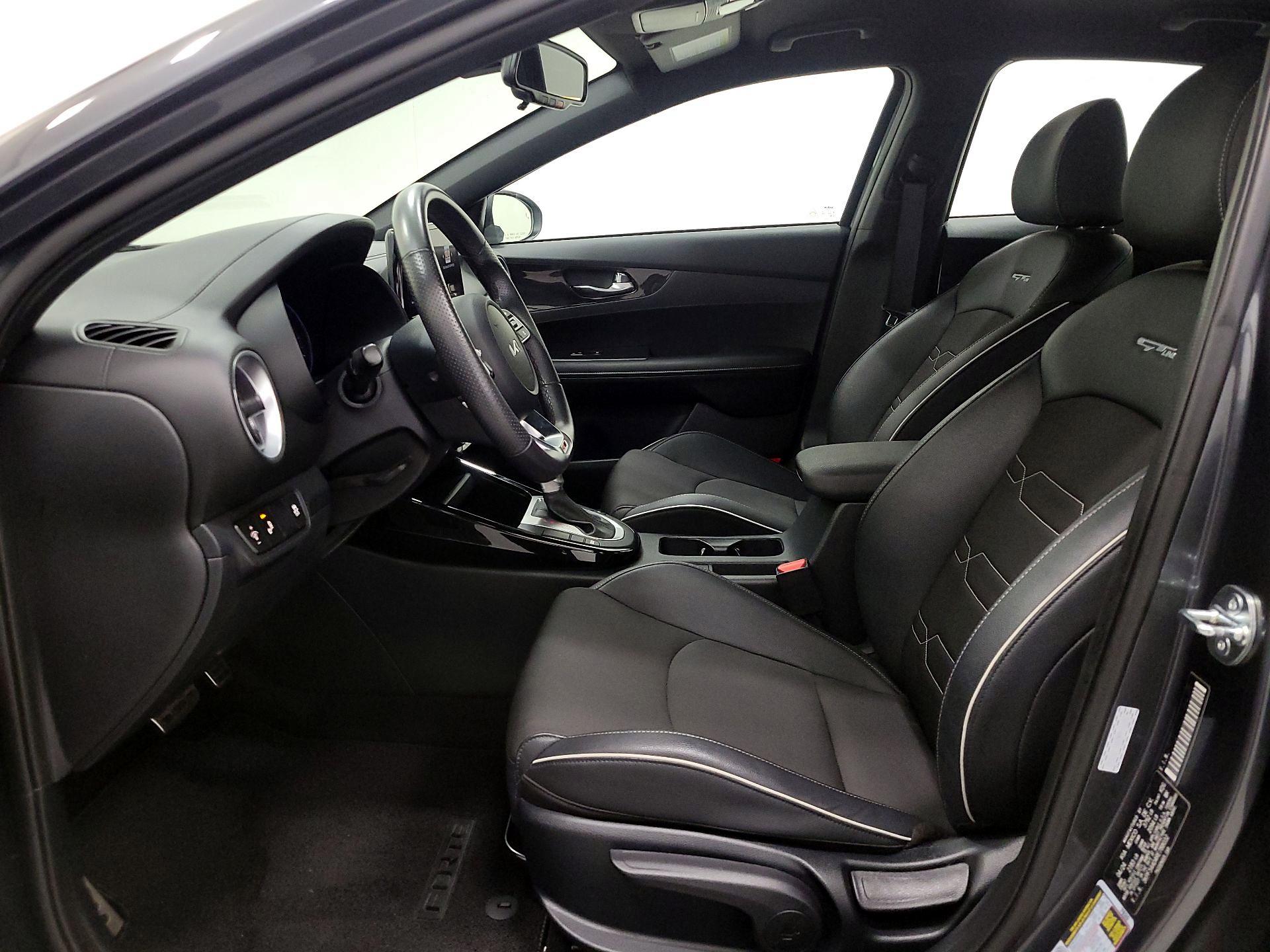 Thumbnail: 2024 Kia Forte - 11