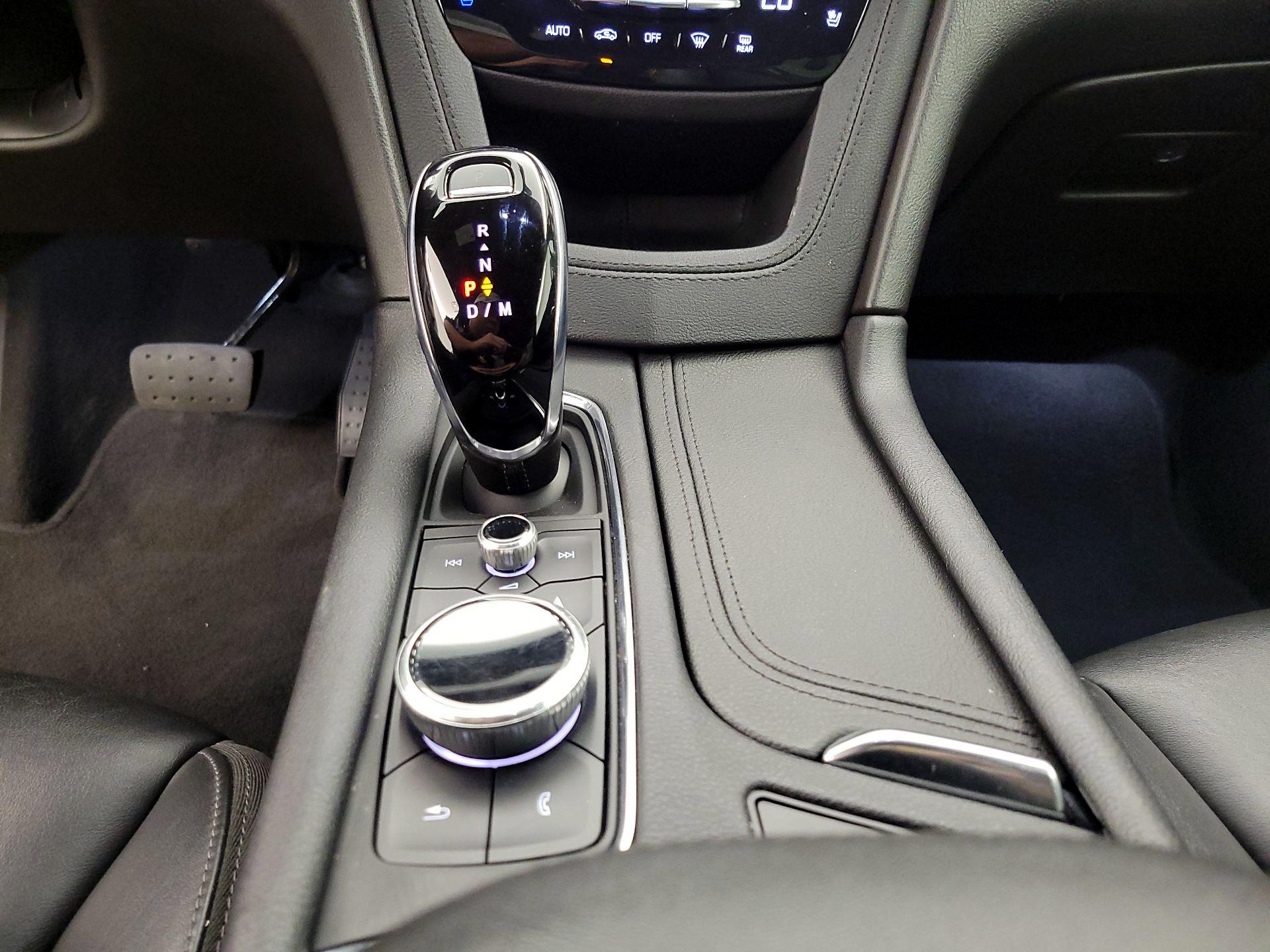 Thumbnail: 2021 Cadillac XT6 - 18