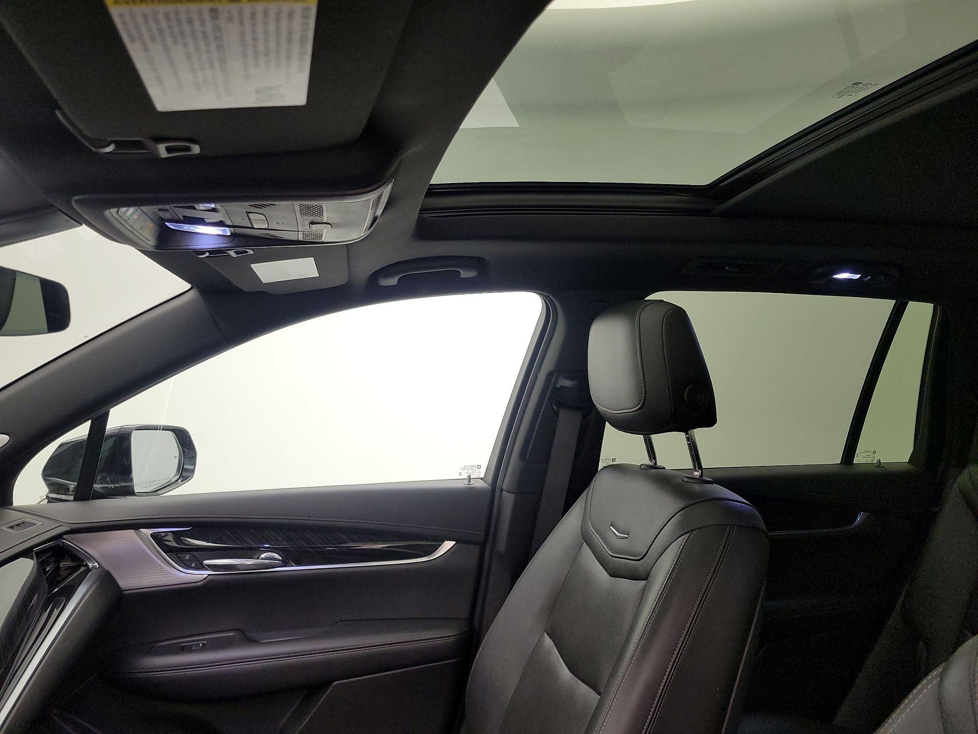 Thumbnail: 2021 Cadillac XT6 - 20