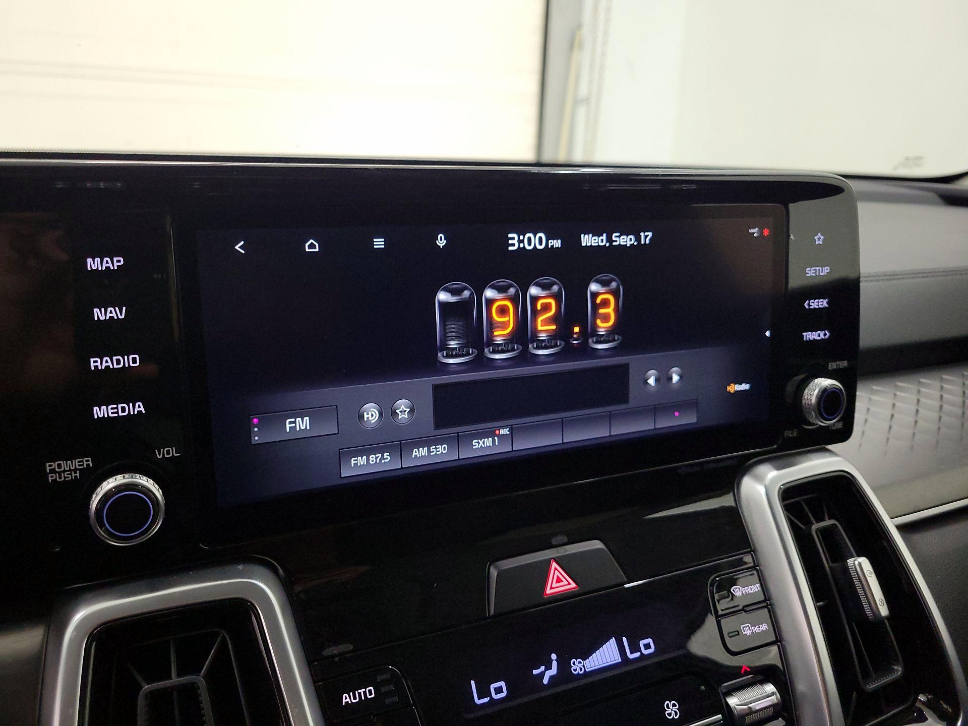 Thumbnail: 2021 Kia Sorento - 16