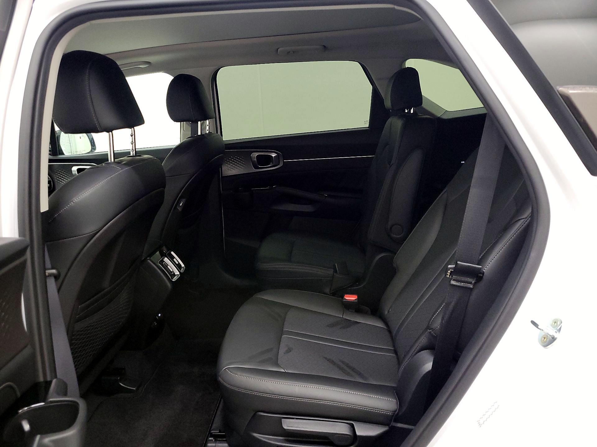 Thumbnail: 2021 Kia Sorento - 20