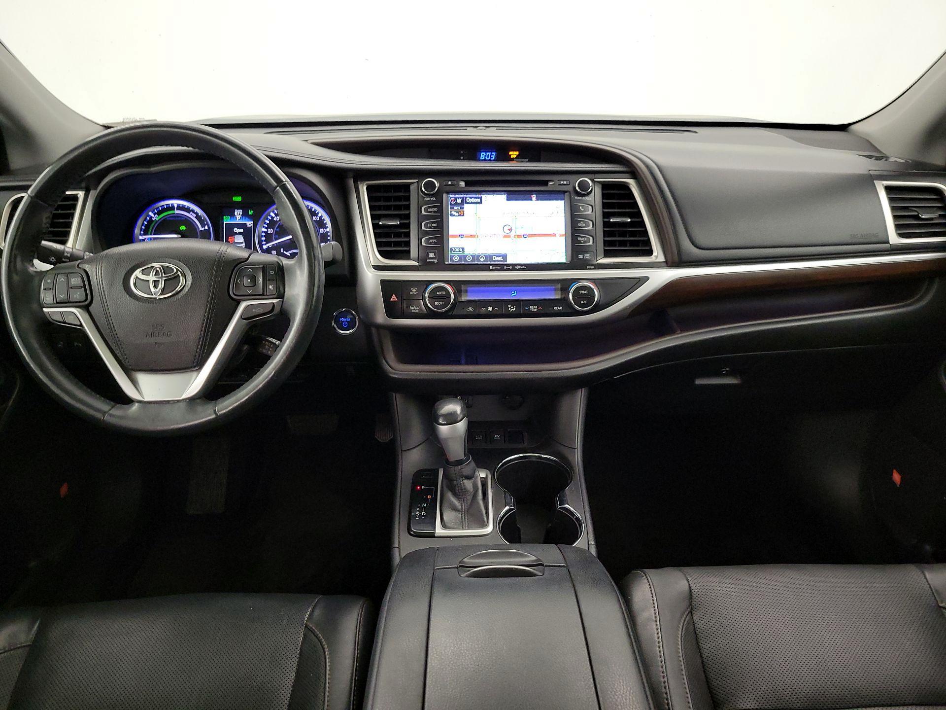 Thumbnail: 2016 Toyota Highlander - 9