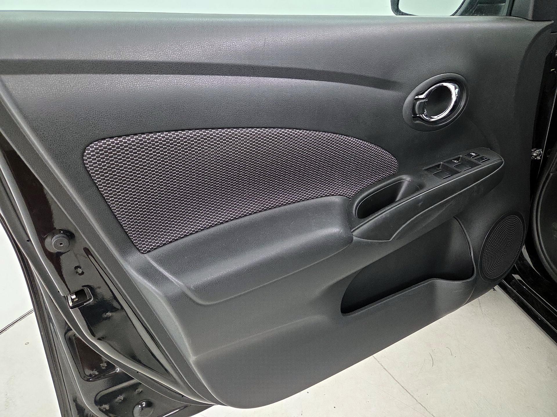 Thumbnail: 2019 Nissan Versa - 12