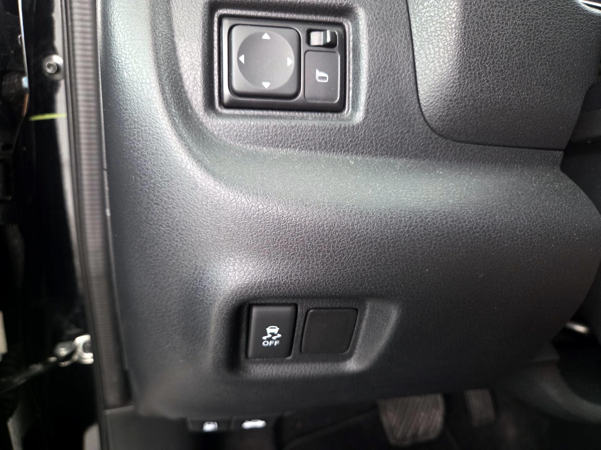 Thumbnail: 2019 Nissan Versa - 13