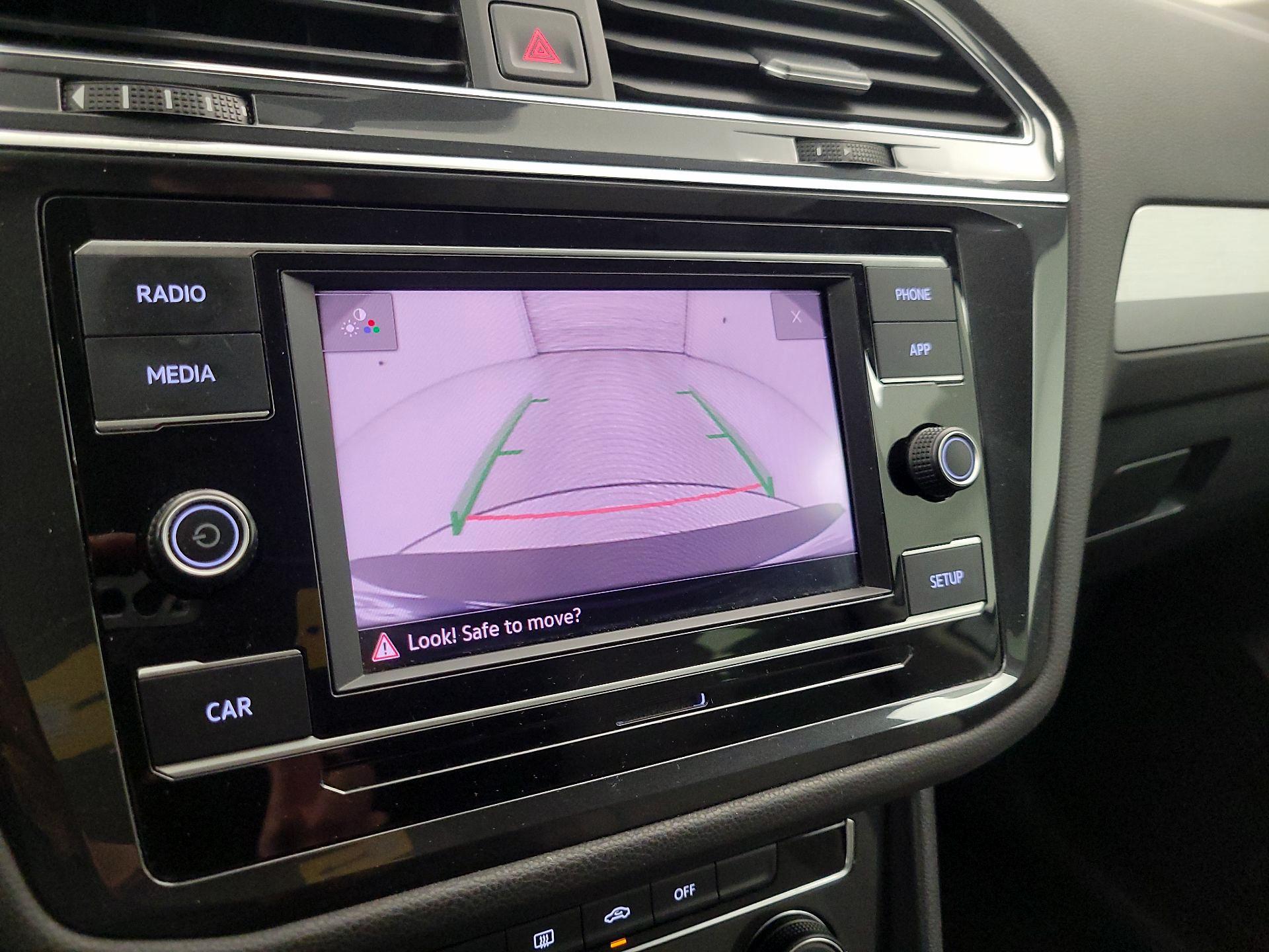 Thumbnail: 2019 Volkswagen Tiguan - 14
