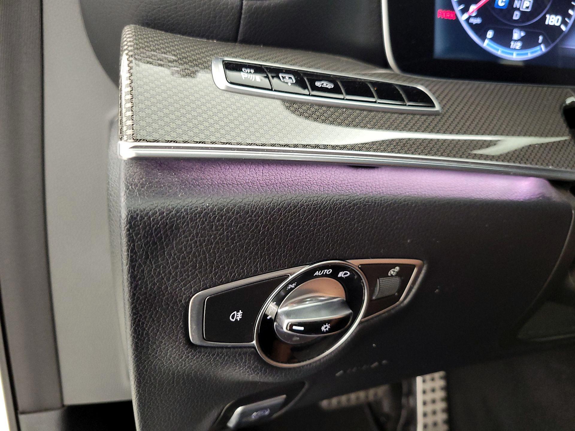 Thumbnail: 2017 Mercedes-Benz E-Class - 13