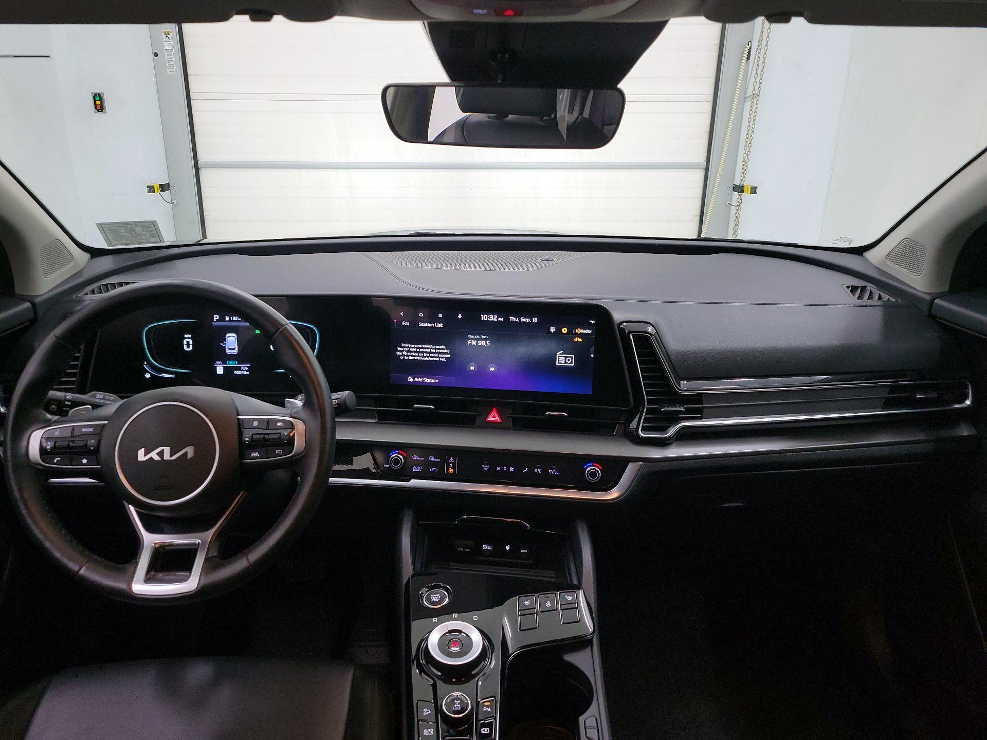 Thumbnail: 2023 Kia Sportage - 9