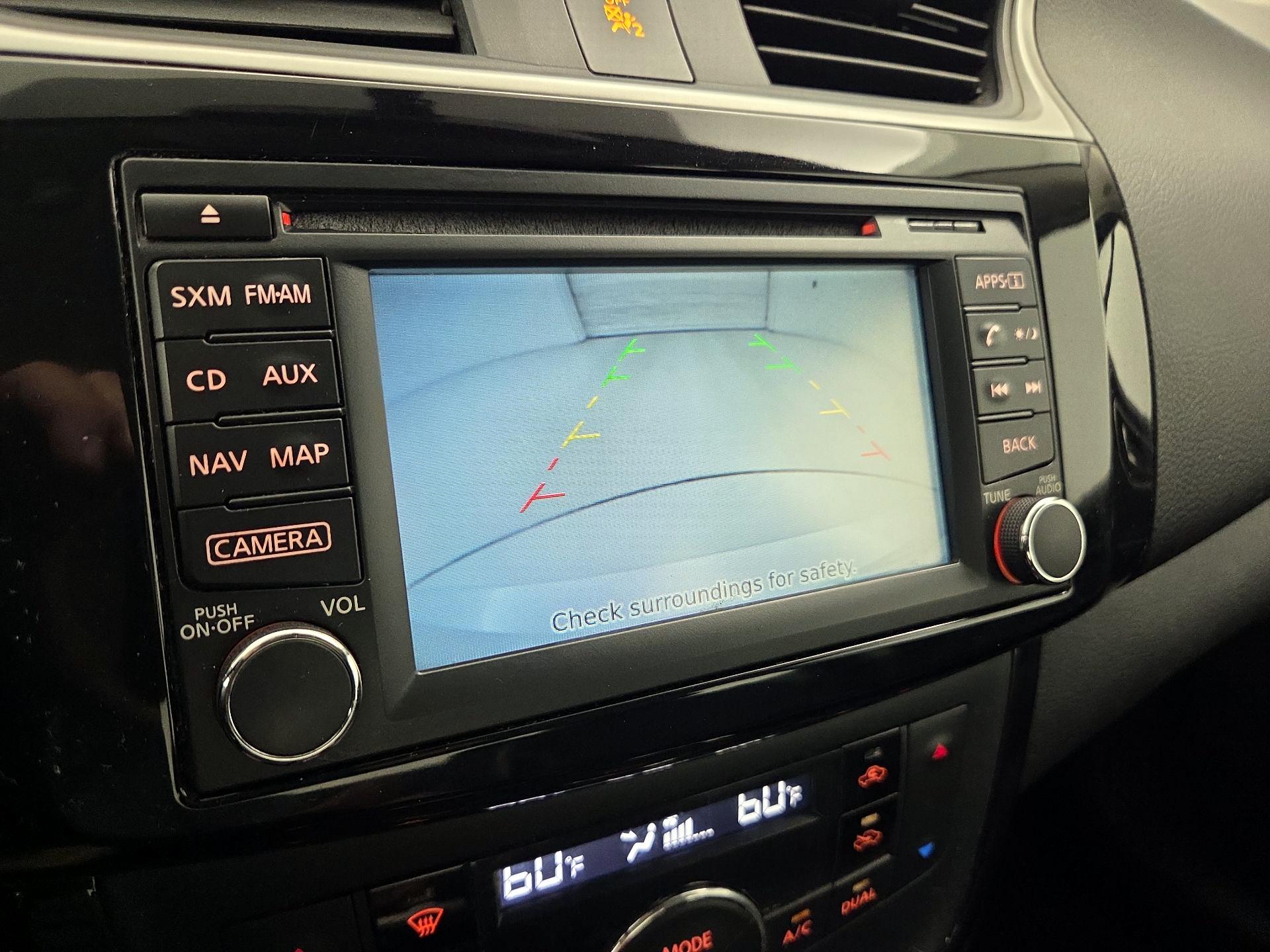 Thumbnail: 2016 Nissan Sentra - 15