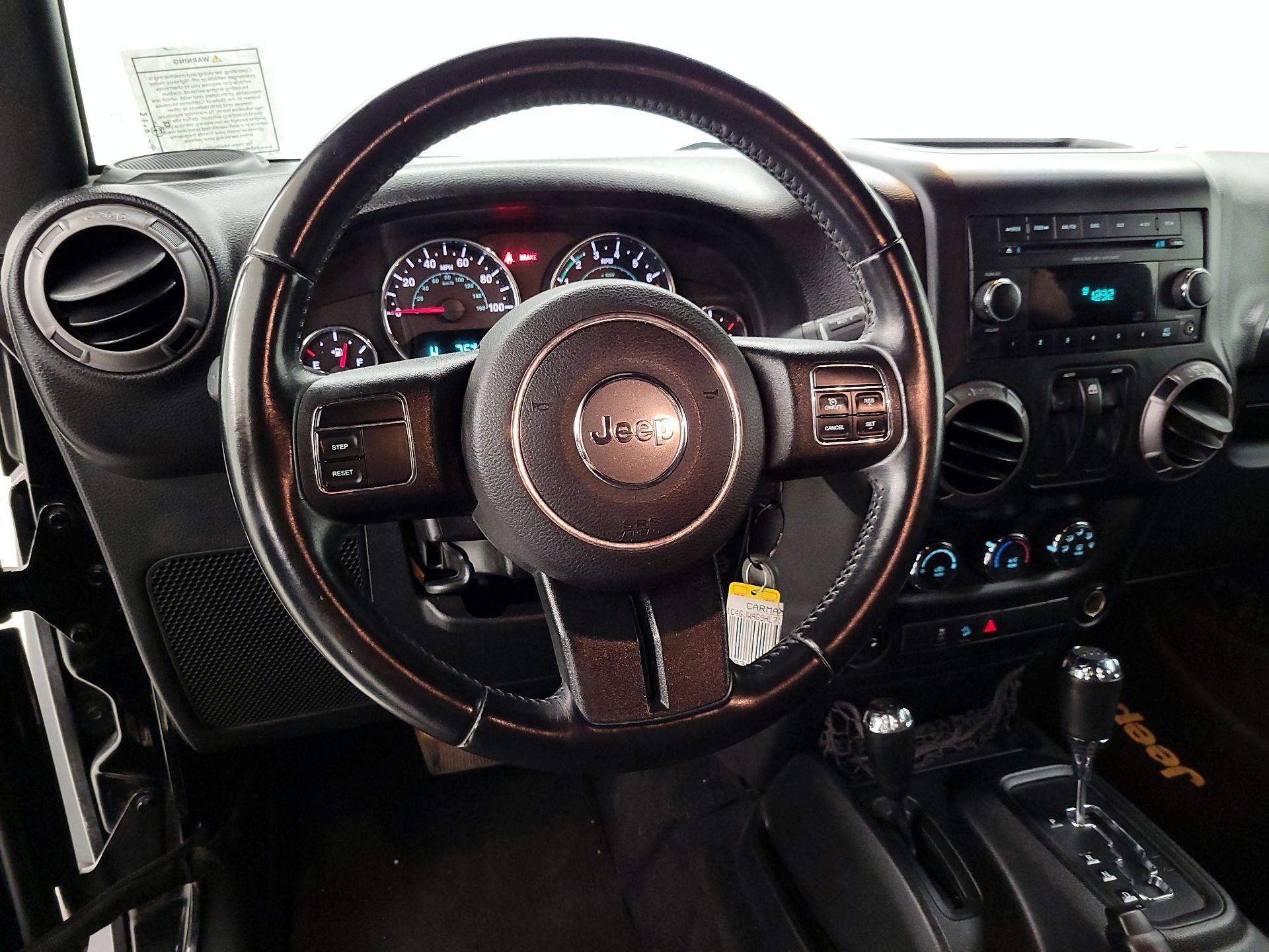 Thumbnail: 2017 Jeep Wrangler - 10