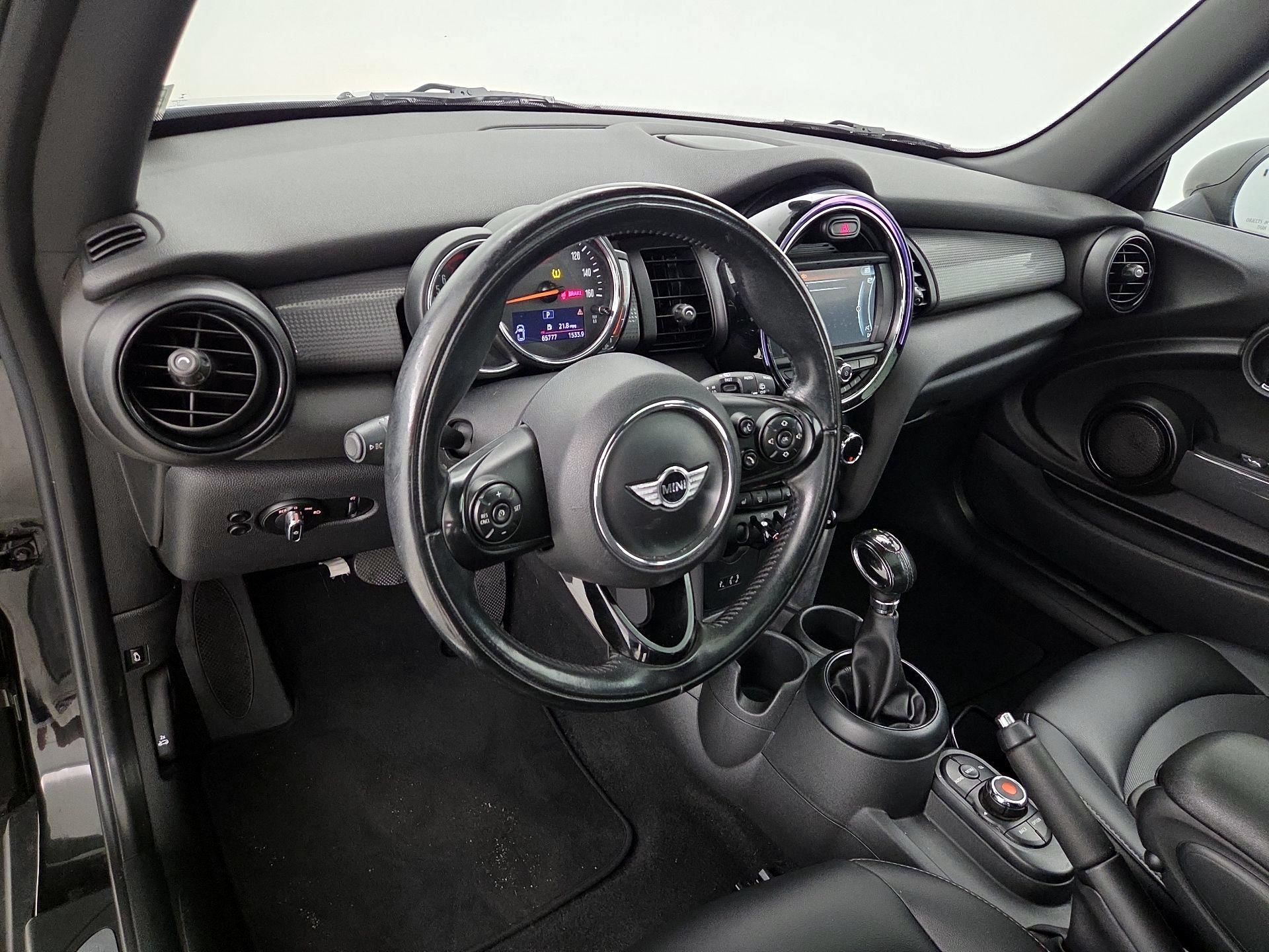 Thumbnail: 2018 MINI Cooper Hardtop - 9