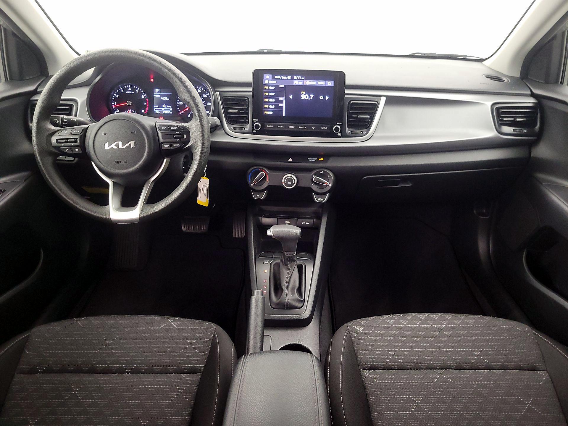 Thumbnail: 2023 Kia Rio - 9