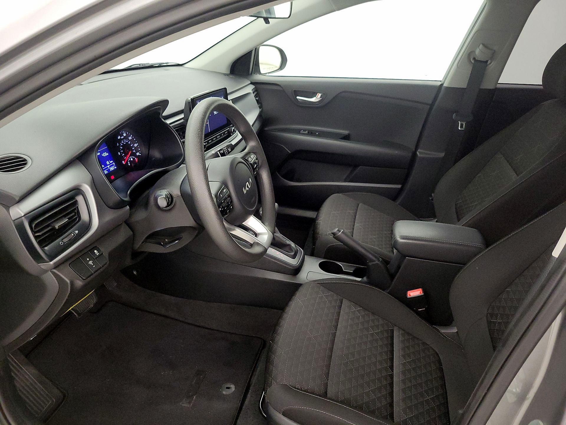 Thumbnail: 2023 Kia Rio - 11