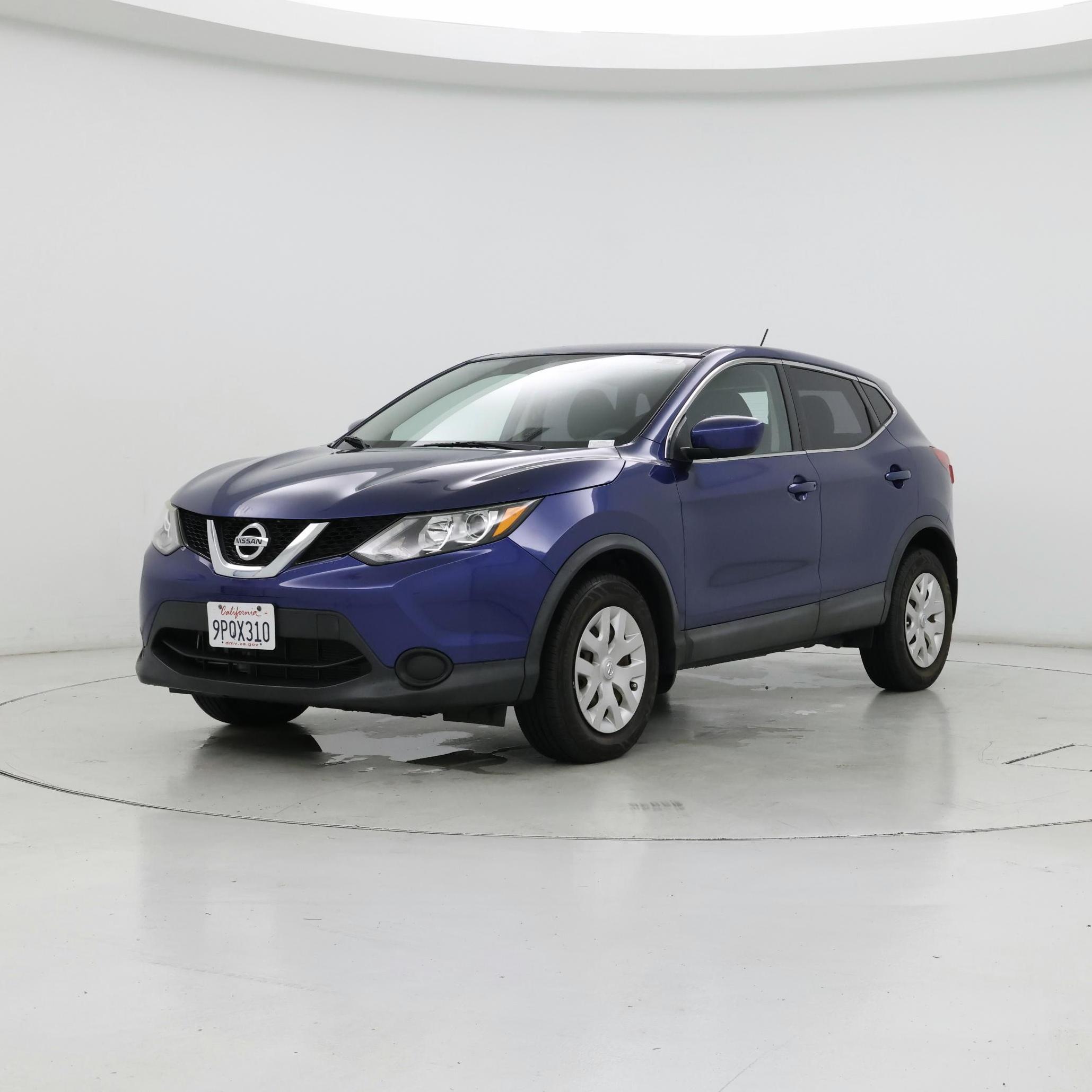Thumbnail: 2018 Nissan Rogue Sport - 4