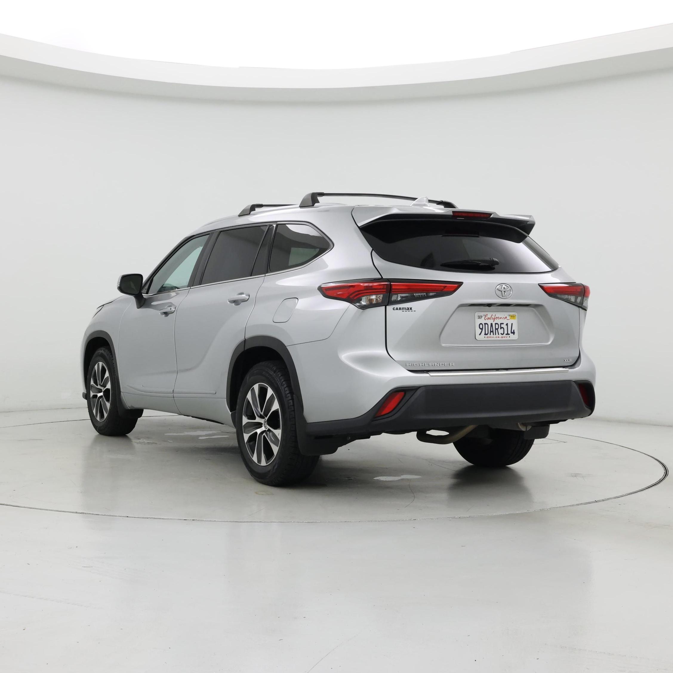 Thumbnail: 2022 Toyota Highlander - 2