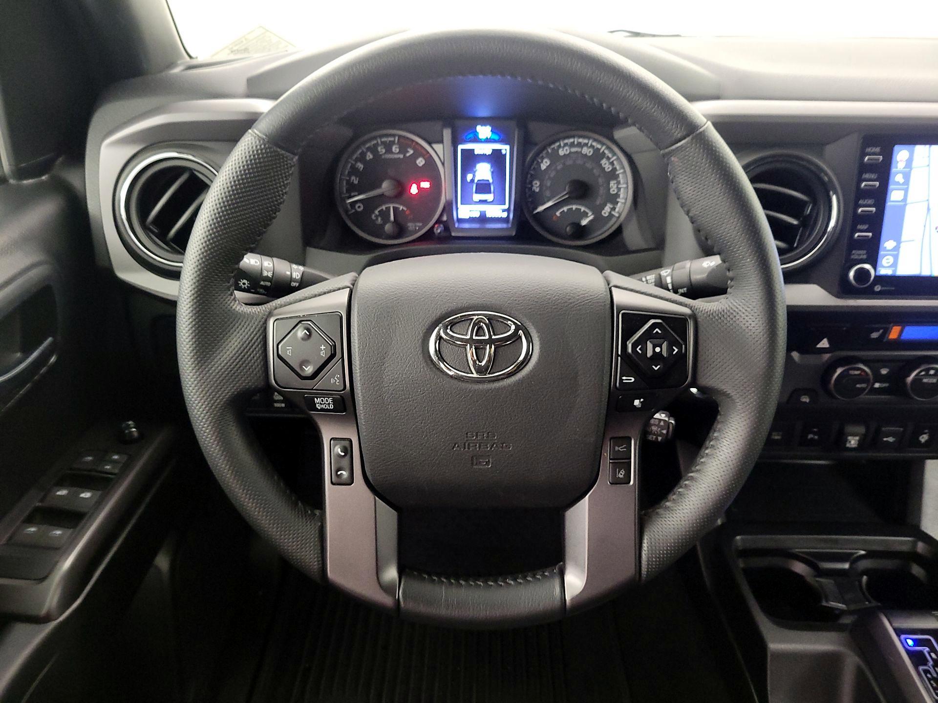 Thumbnail: 2022 Toyota Tacoma - 10