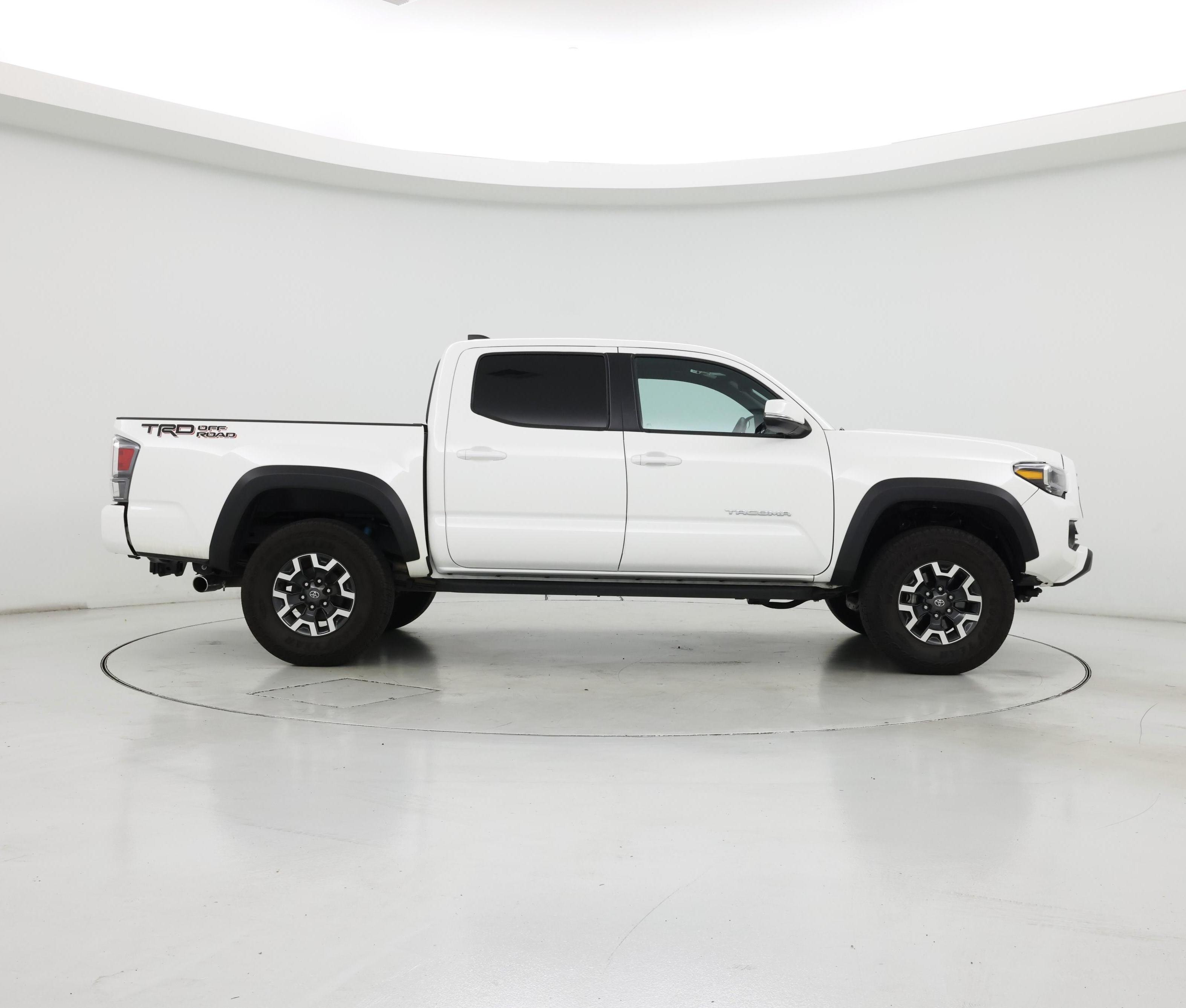 Thumbnail: 2022 Toyota Tacoma - 7