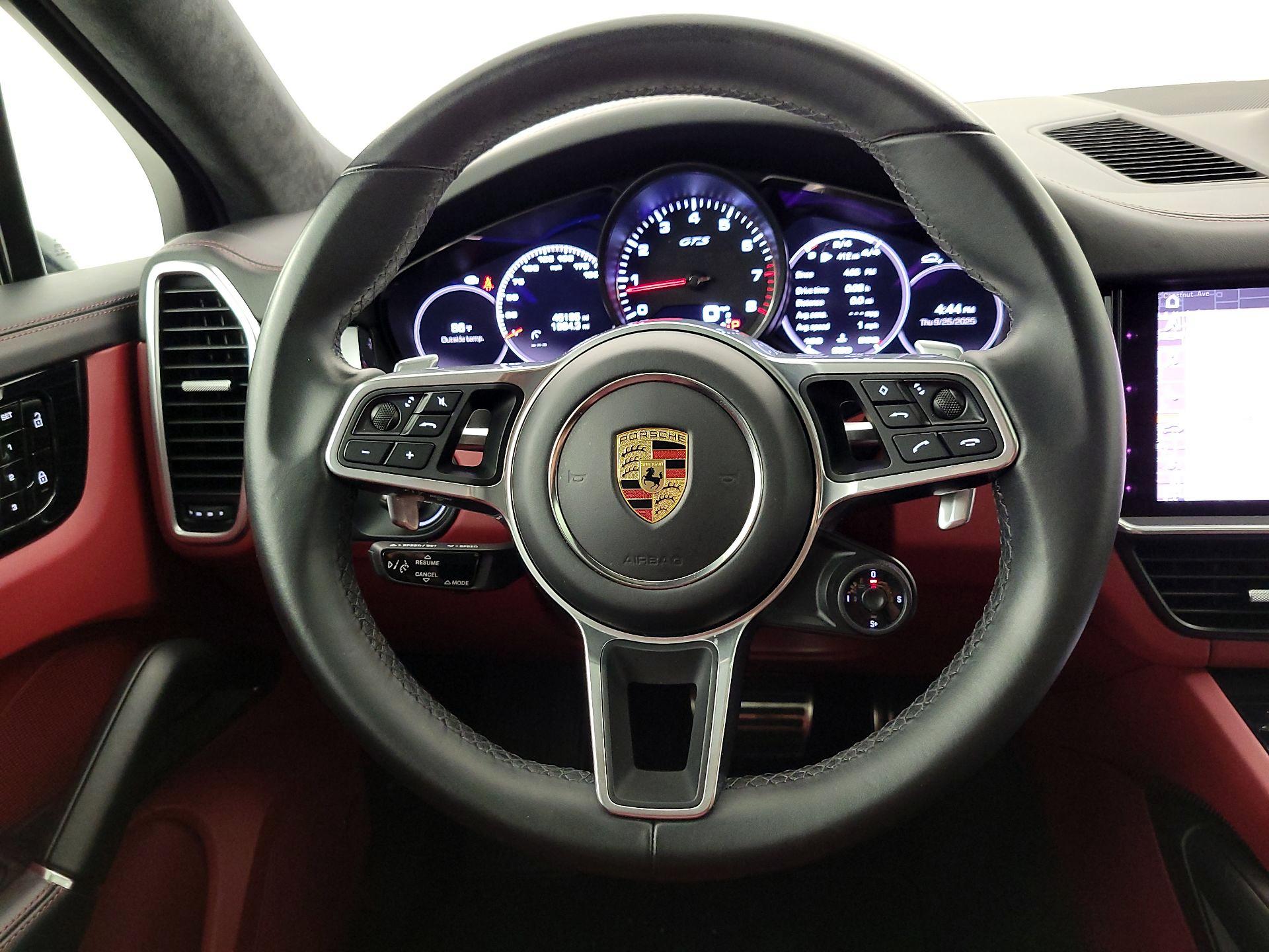 Thumbnail: 2021 Porsche Cayenne - 10