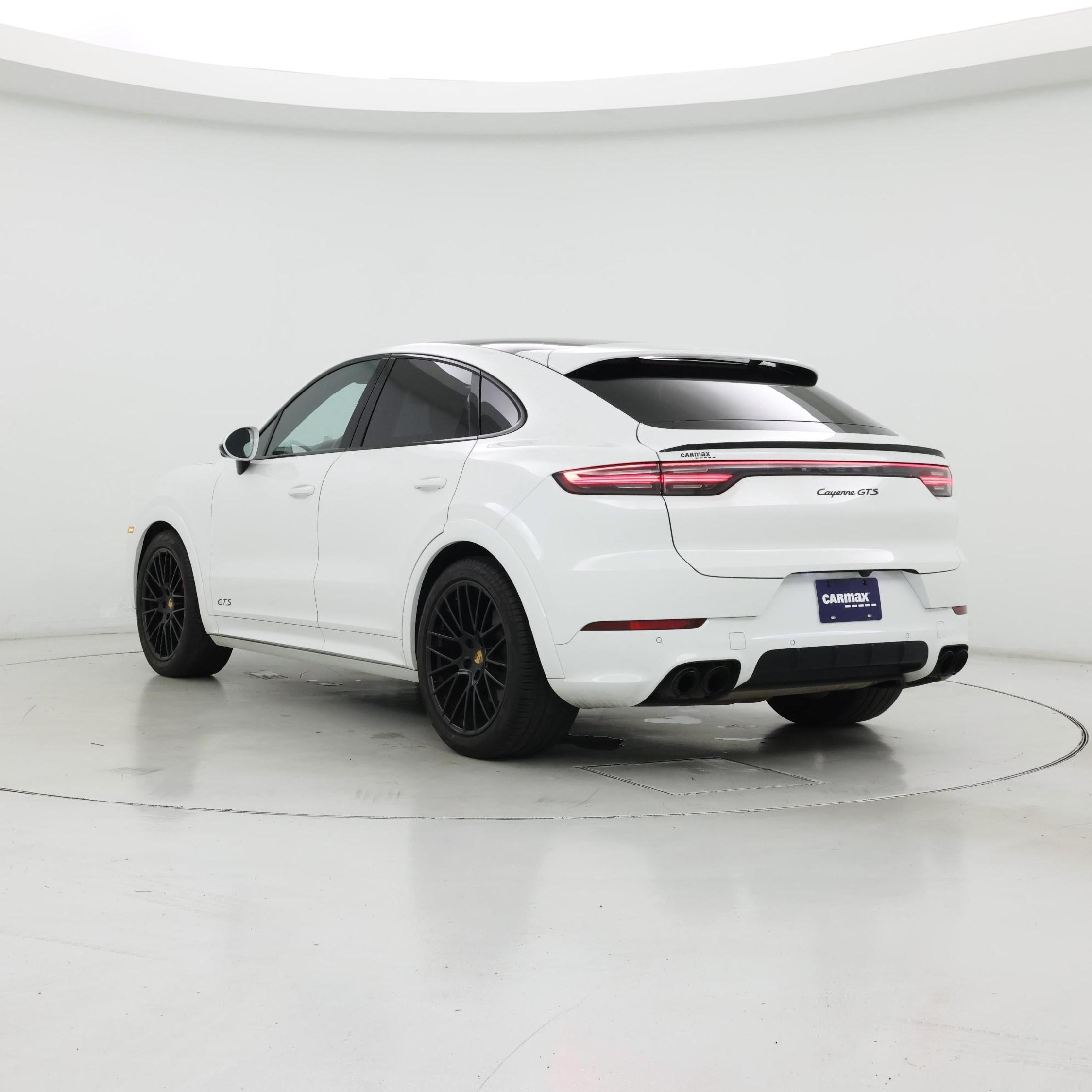 Thumbnail: 2021 Porsche Cayenne - 2