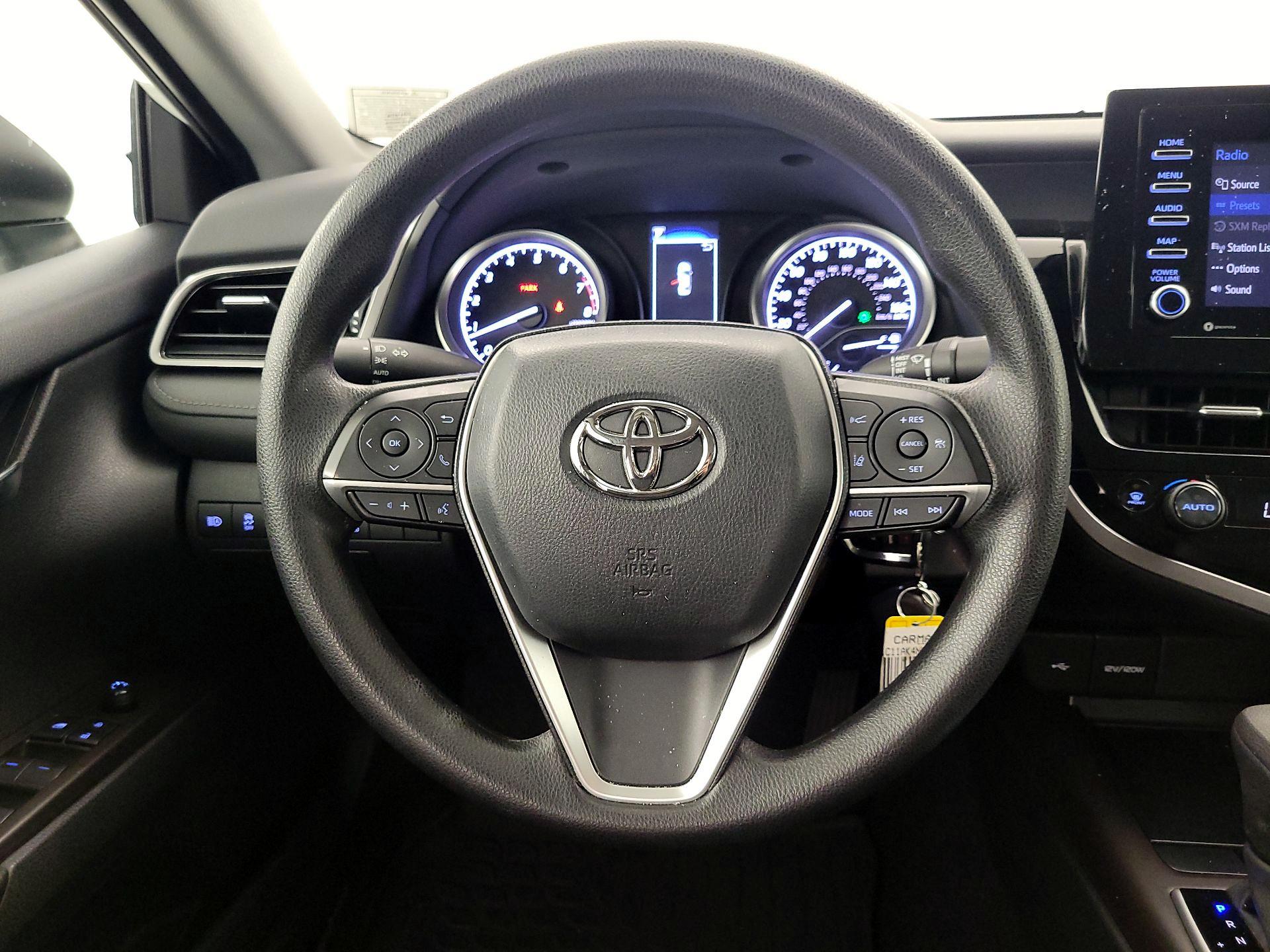 Thumbnail: 2022 Toyota Camry - 10