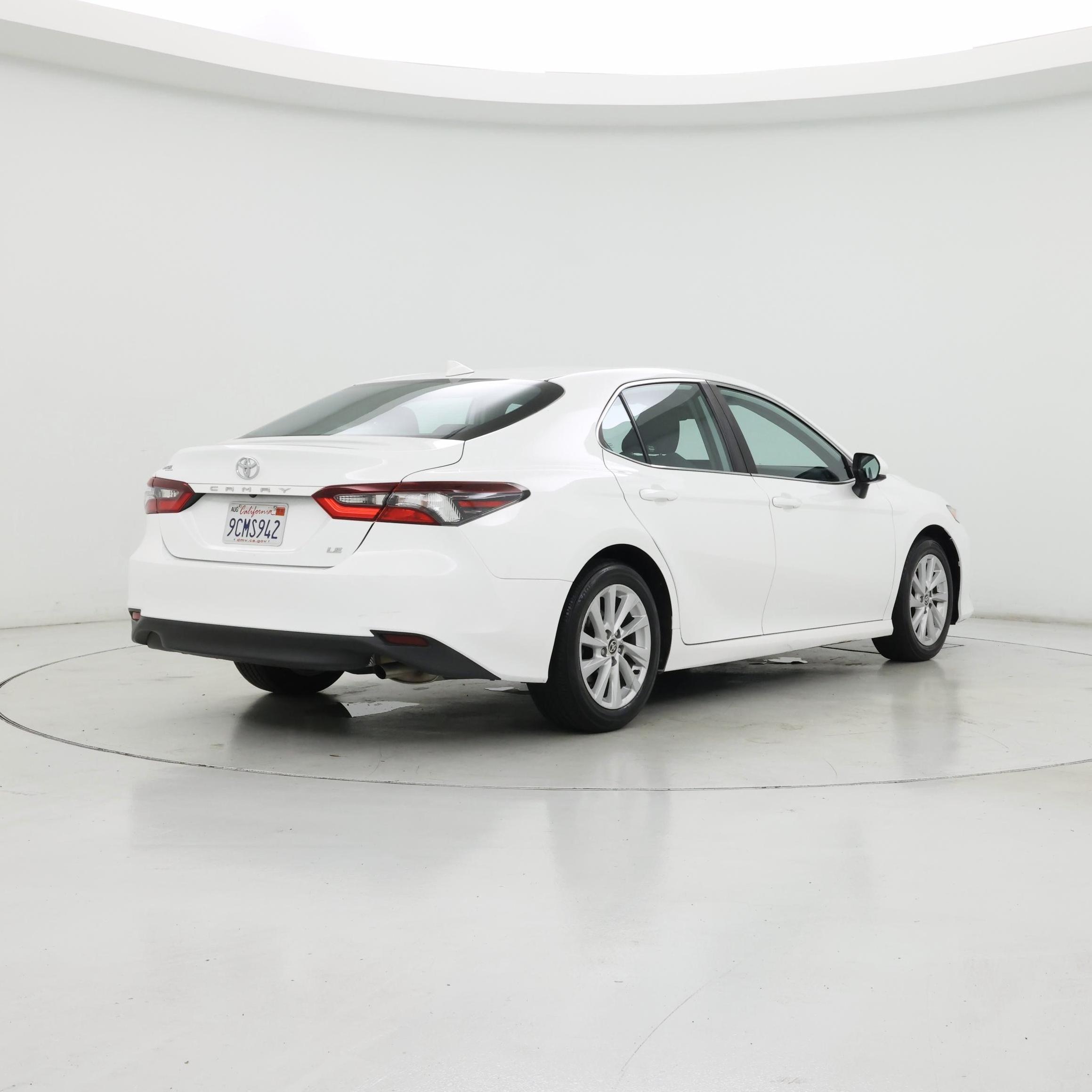 Thumbnail: 2022 Toyota Camry - 8