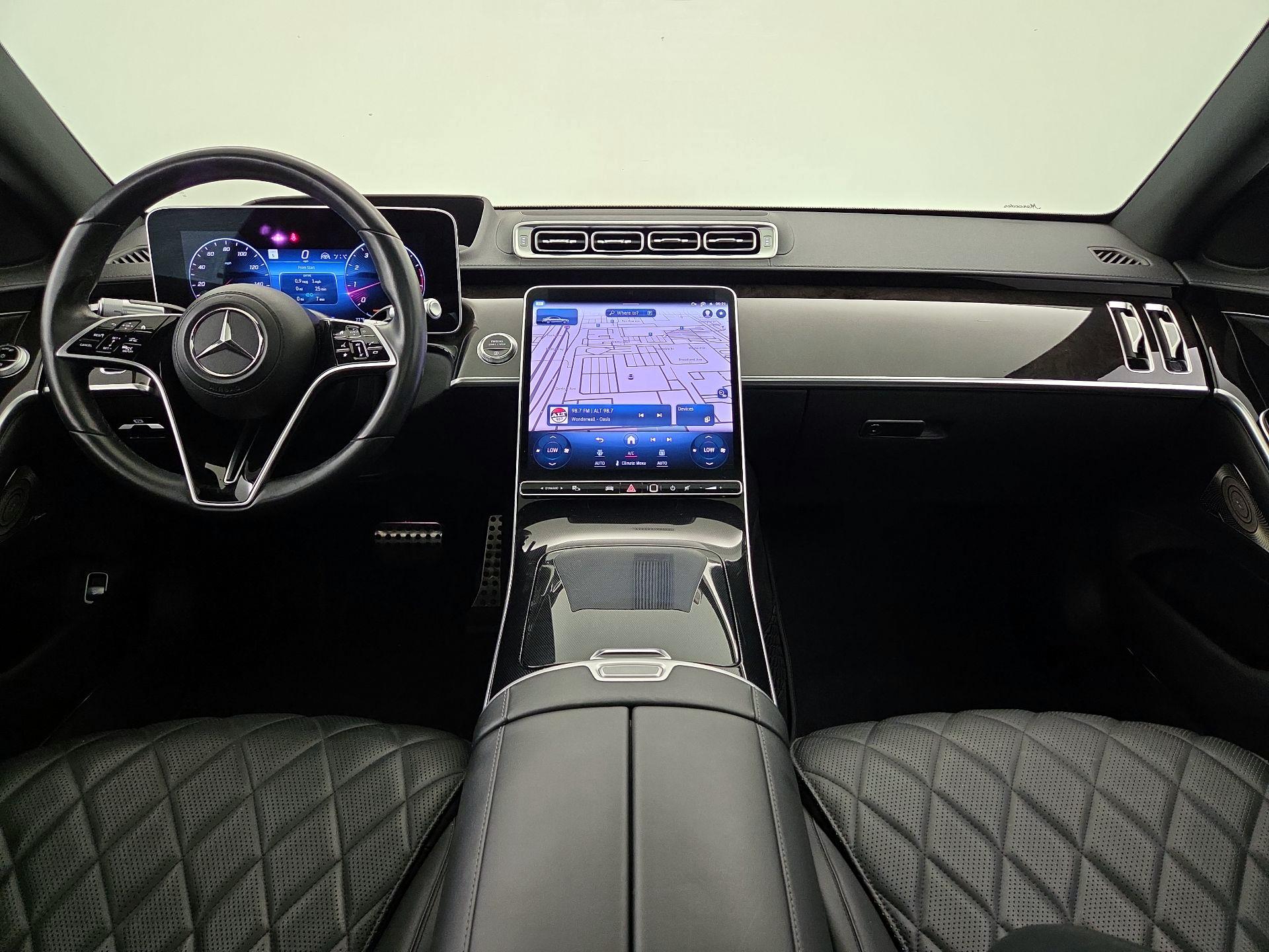 Thumbnail: 2022 Mercedes-Benz S-Class - 9