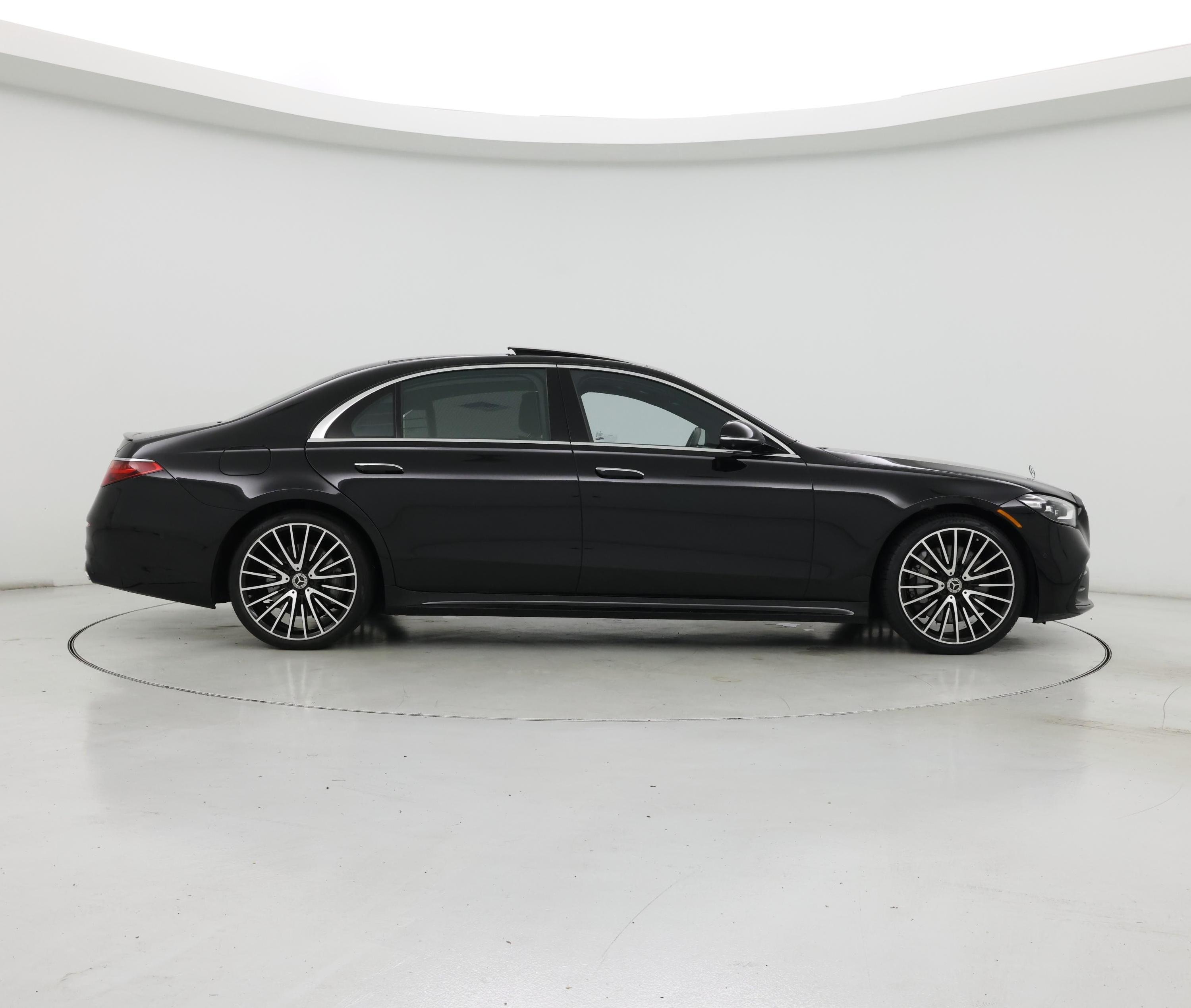 Thumbnail: 2022 Mercedes-Benz S-Class - 7
