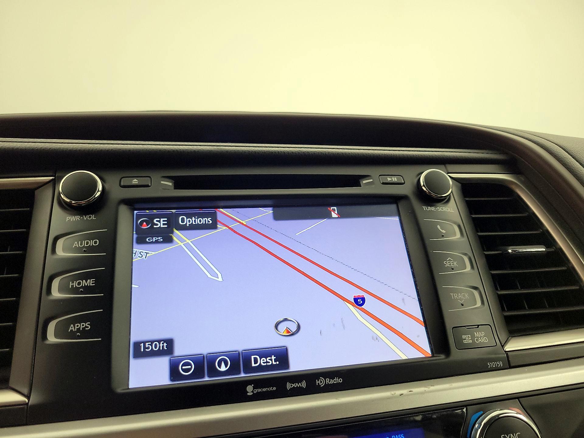 Thumbnail: 2016 Toyota Highlander - 14