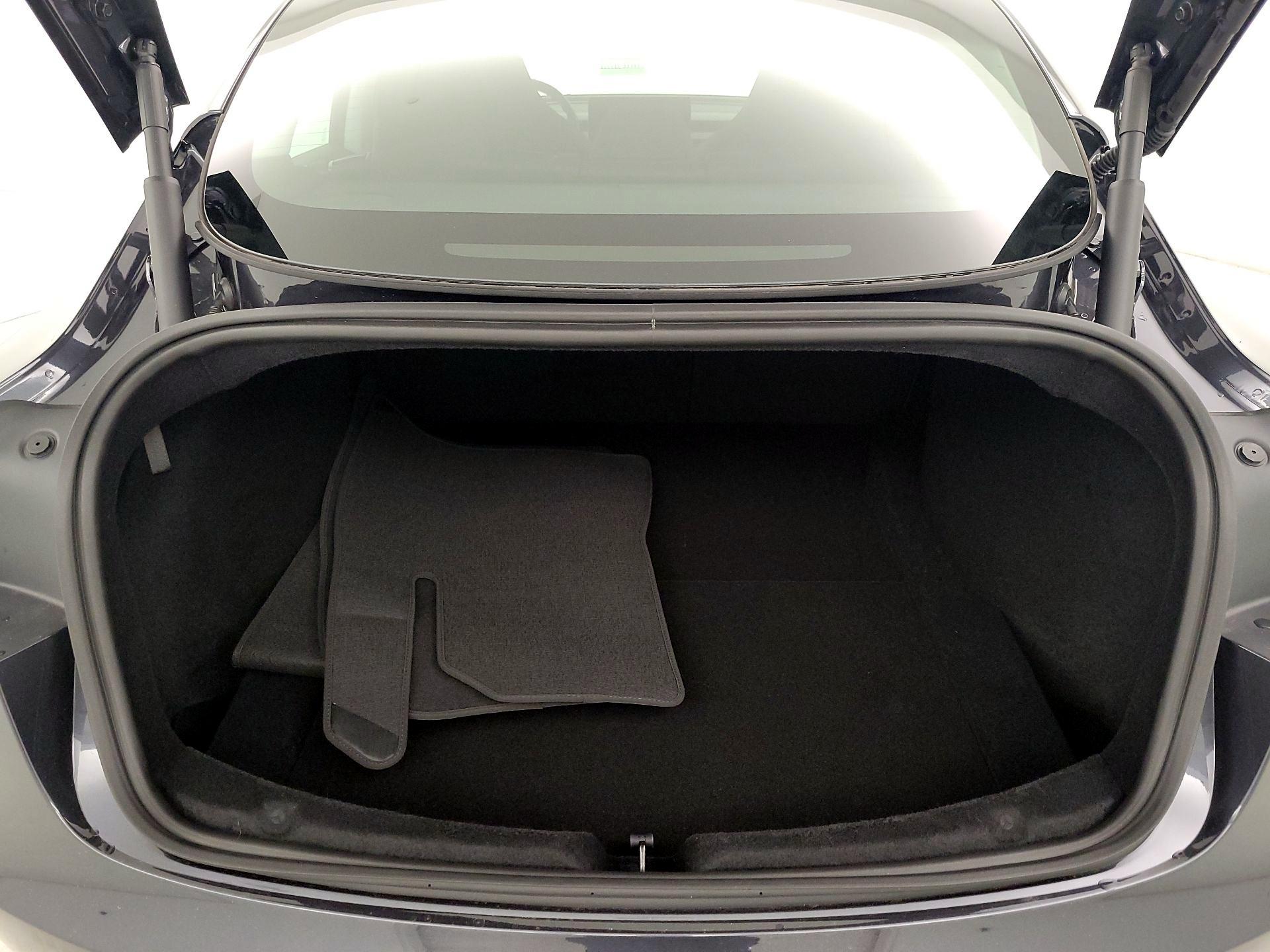 Thumbnail: 2024 Tesla Model 3 - 19