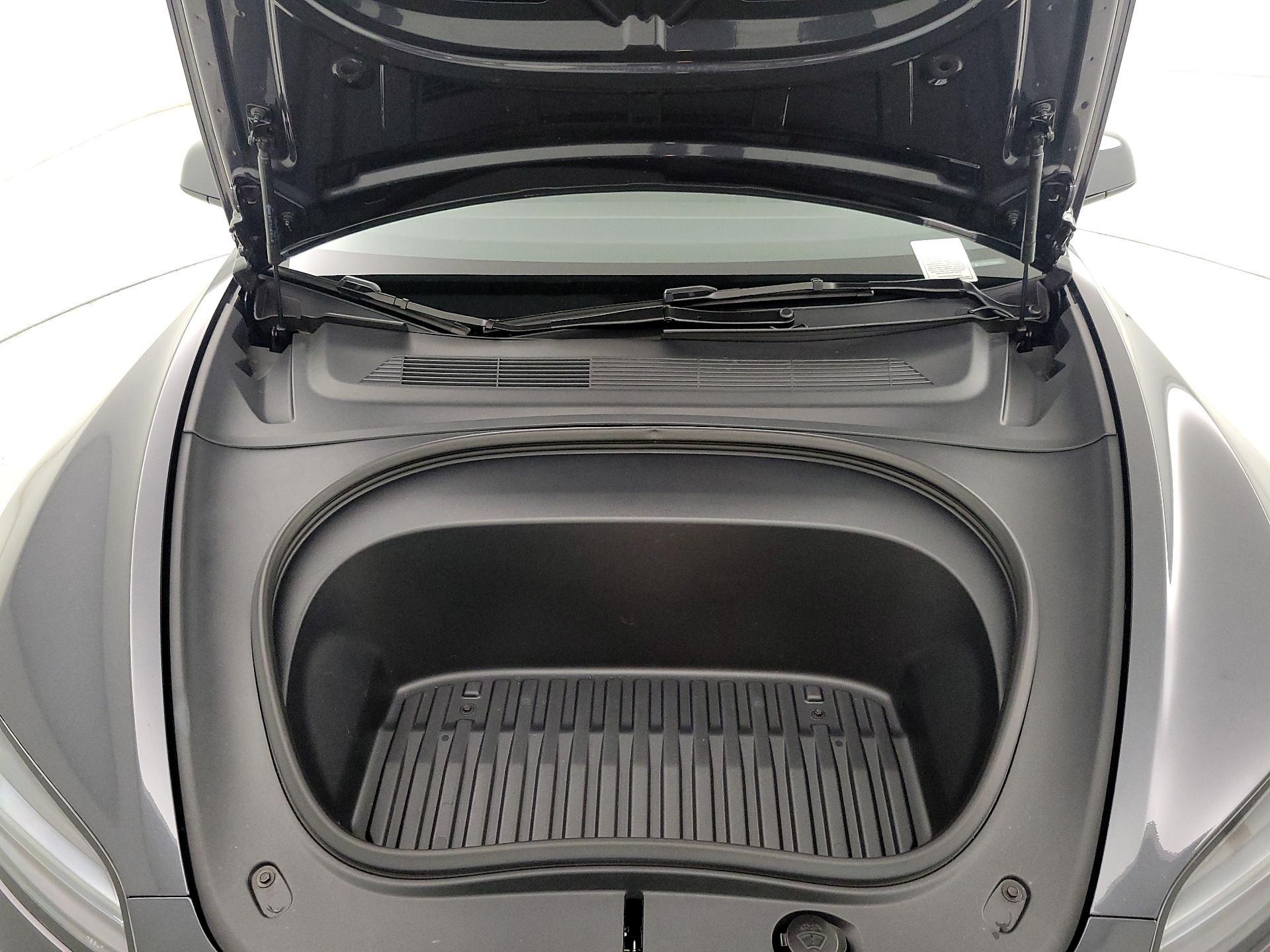 Thumbnail: 2024 Tesla Model 3 - 20