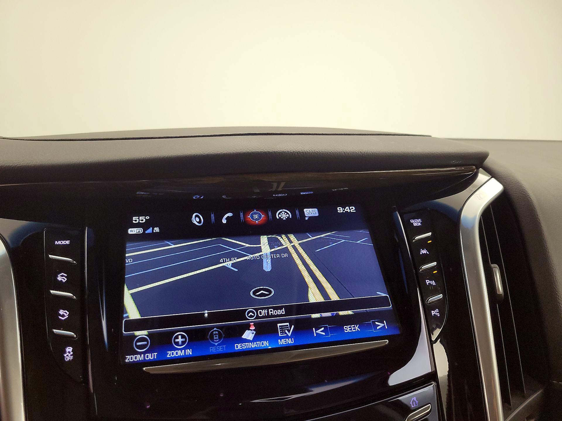 Thumbnail: 2019 Cadillac Escalade - 14