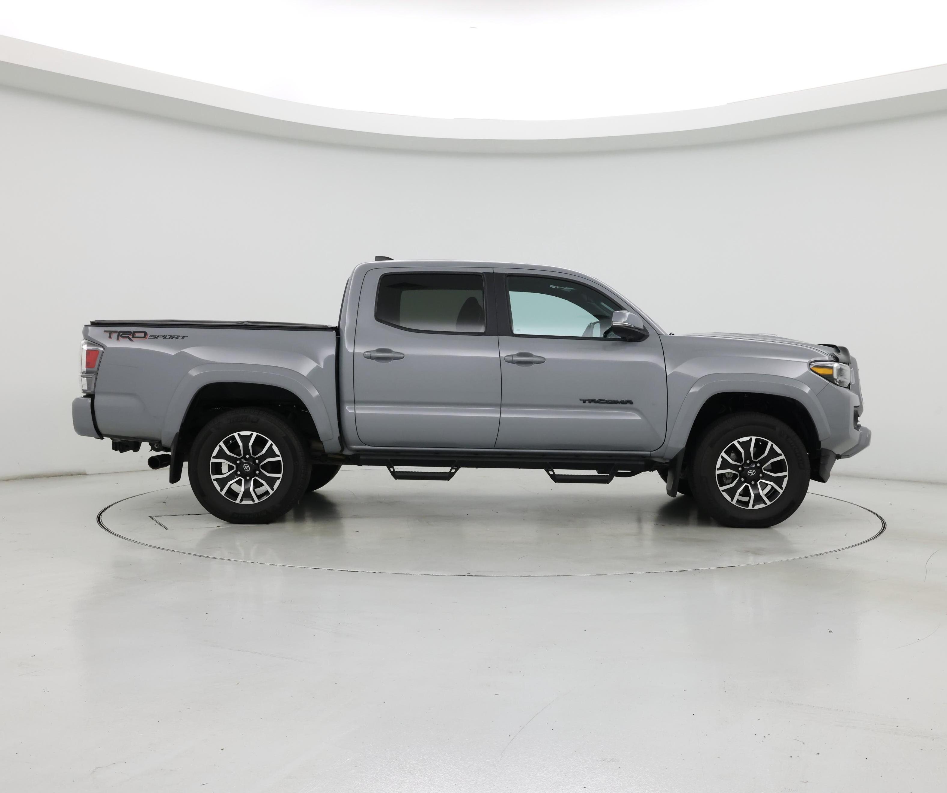 Thumbnail: 2020 Toyota Tacoma - 7