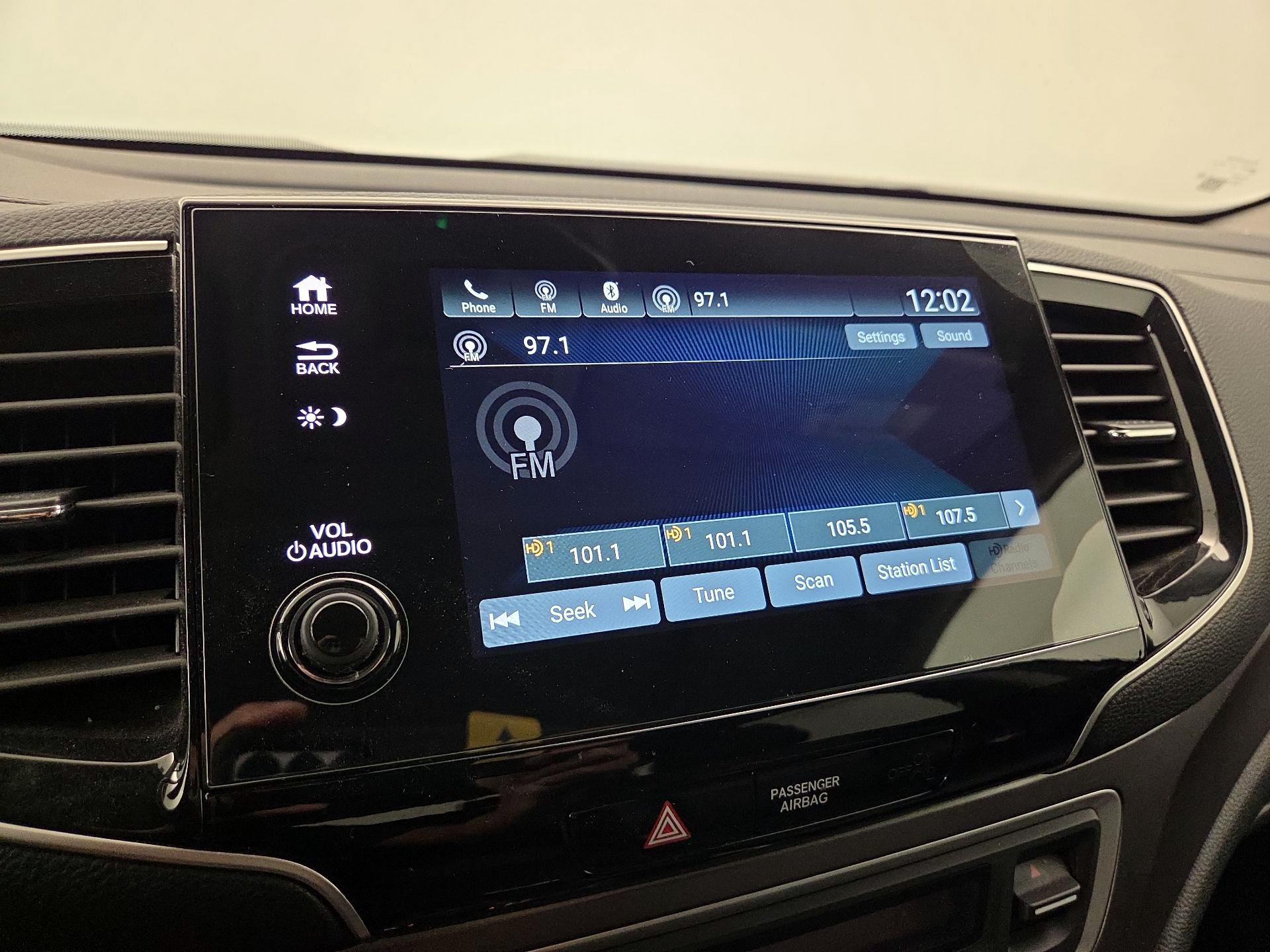 Thumbnail: 2021 Honda Pilot - 15