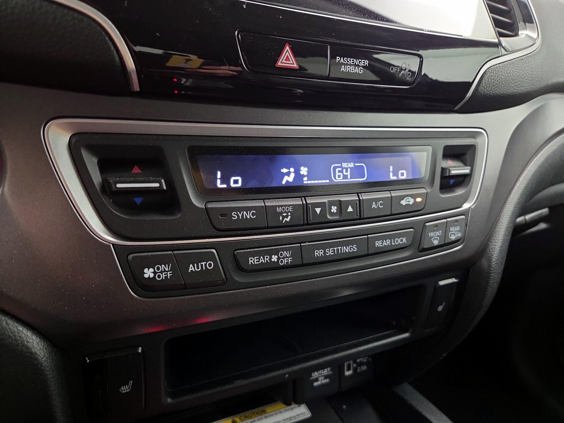 Thumbnail: 2021 Honda Pilot - 16