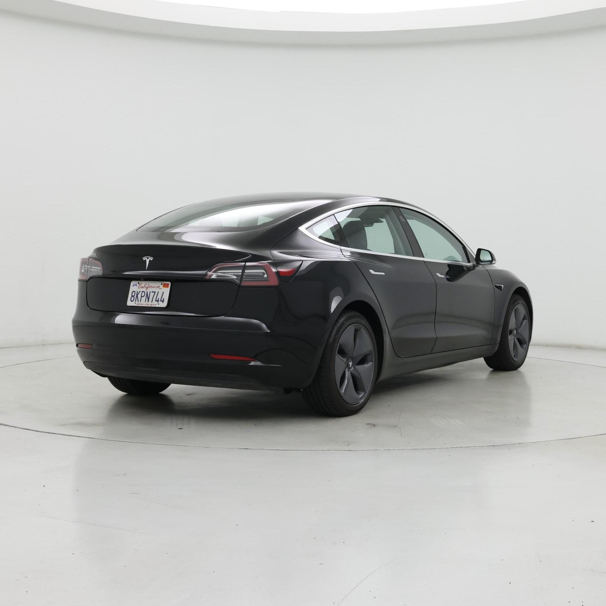 Thumbnail: 2019 Tesla Model 3 - 8