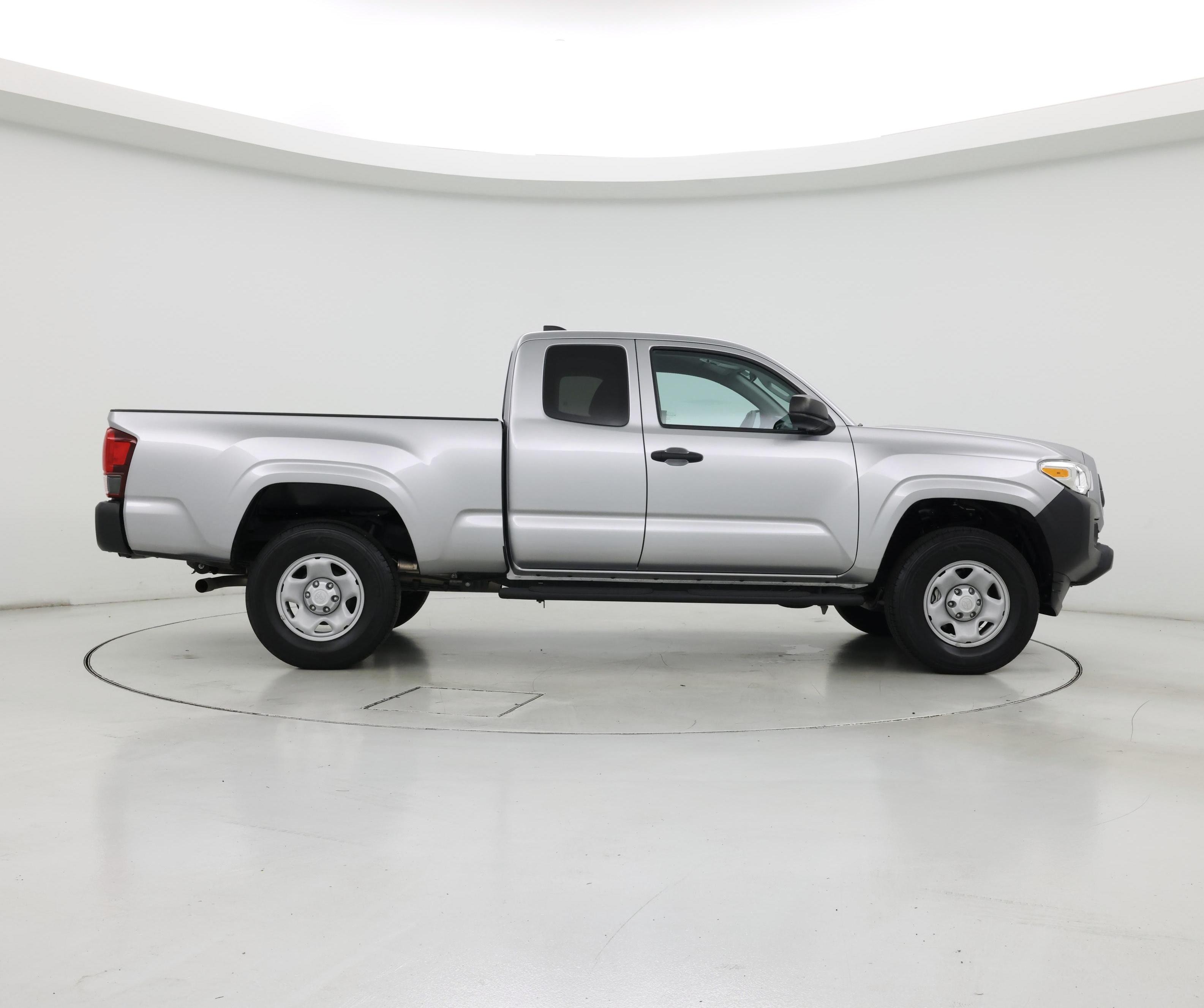 Thumbnail: 2021 Toyota Tacoma - 7